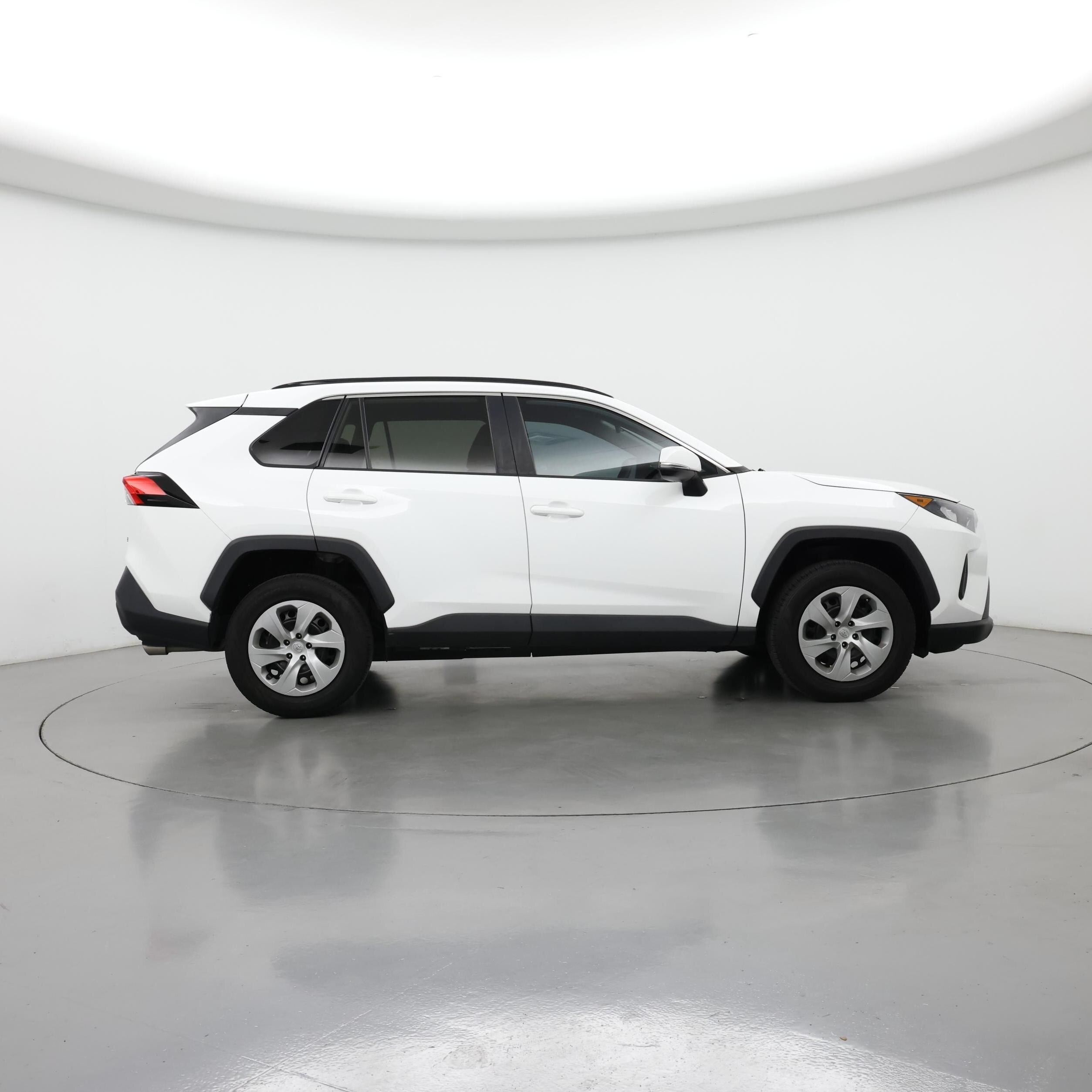 Thumbnail: 2020 Toyota RAV4 - 7