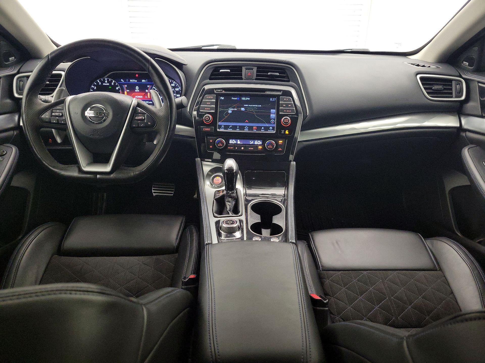 Thumbnail: 2017 Nissan Maxima - 9