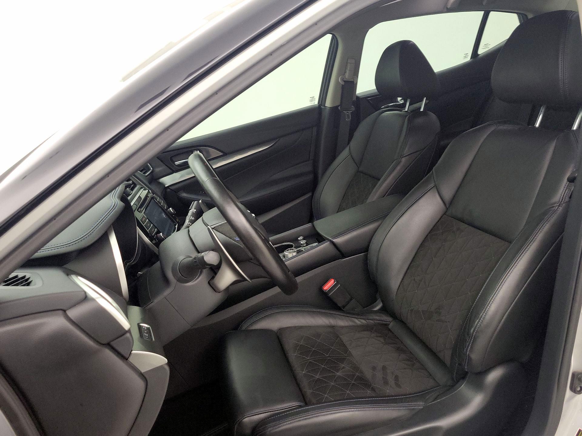 Thumbnail: 2017 Nissan Maxima - 11