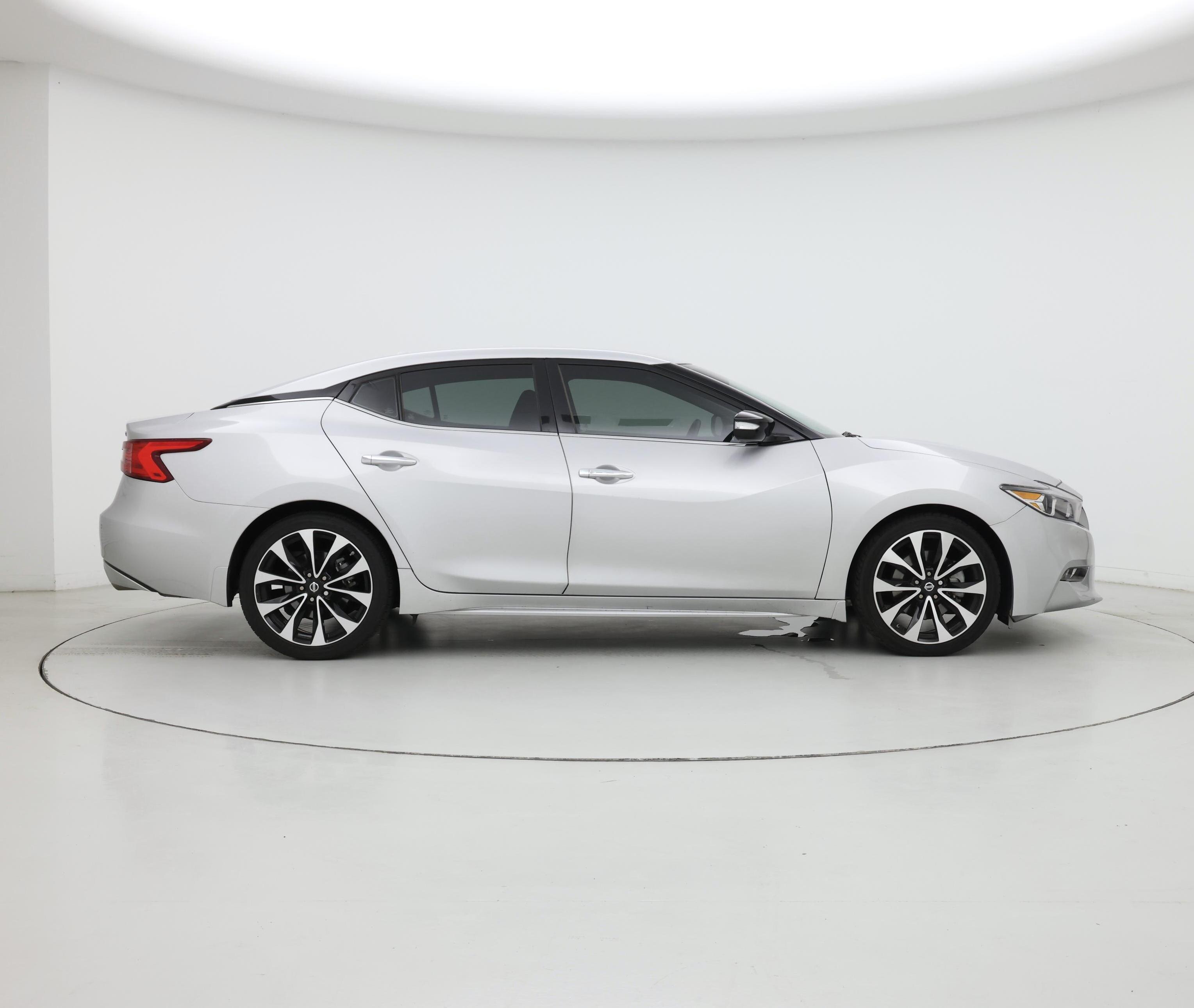 Thumbnail: 2017 Nissan Maxima - 7