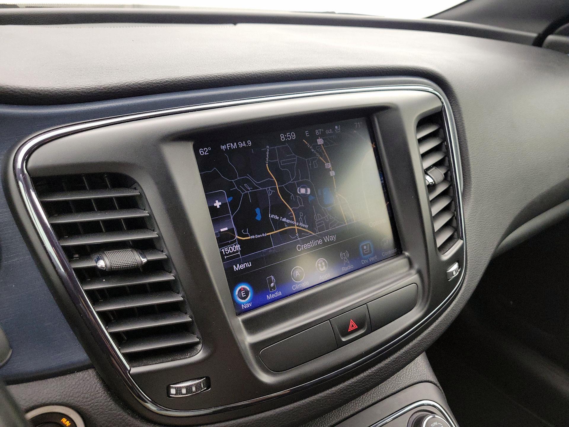 Thumbnail: 2015 Chrysler 200 - 14