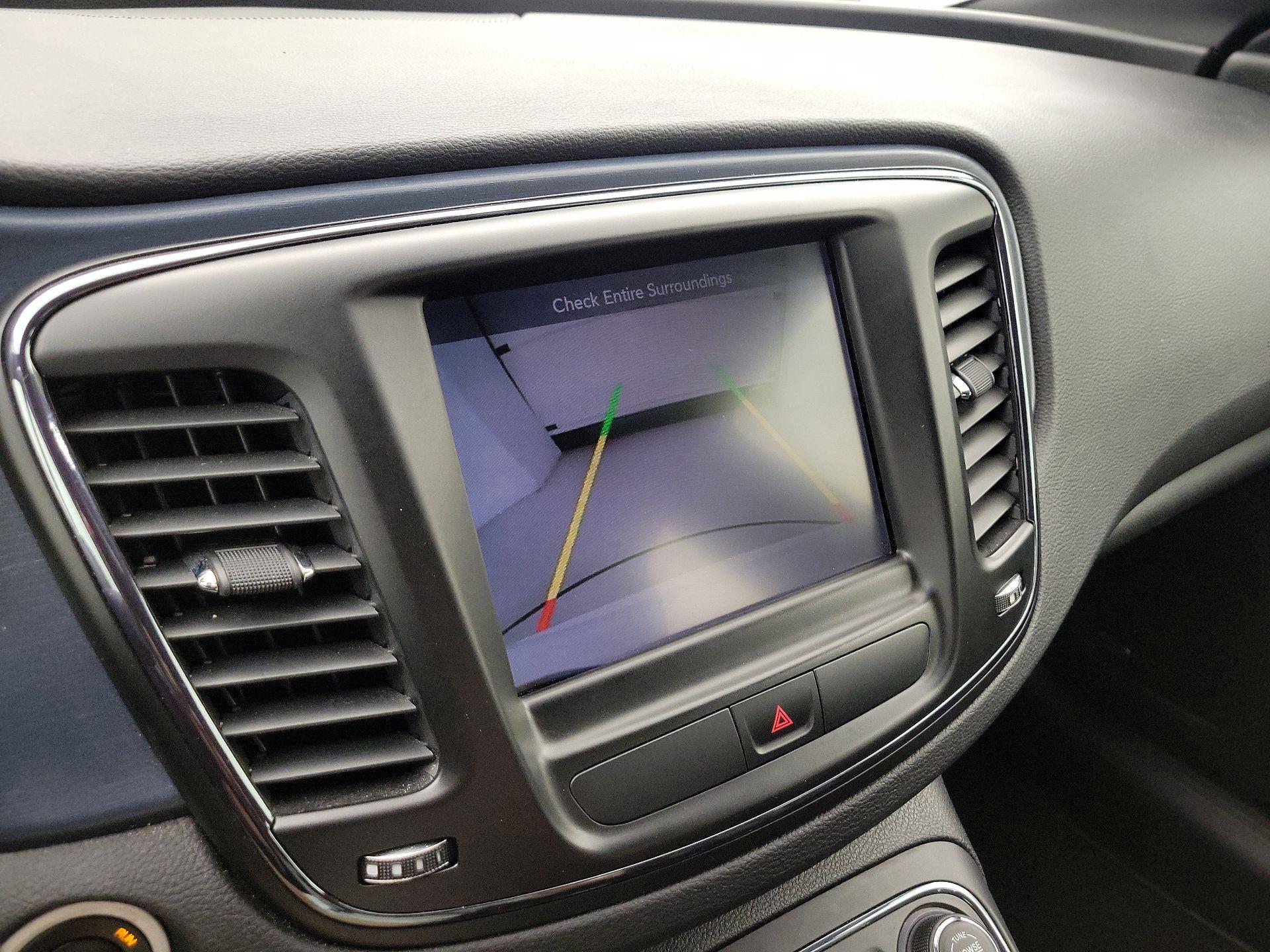 Thumbnail: 2015 Chrysler 200 - 15