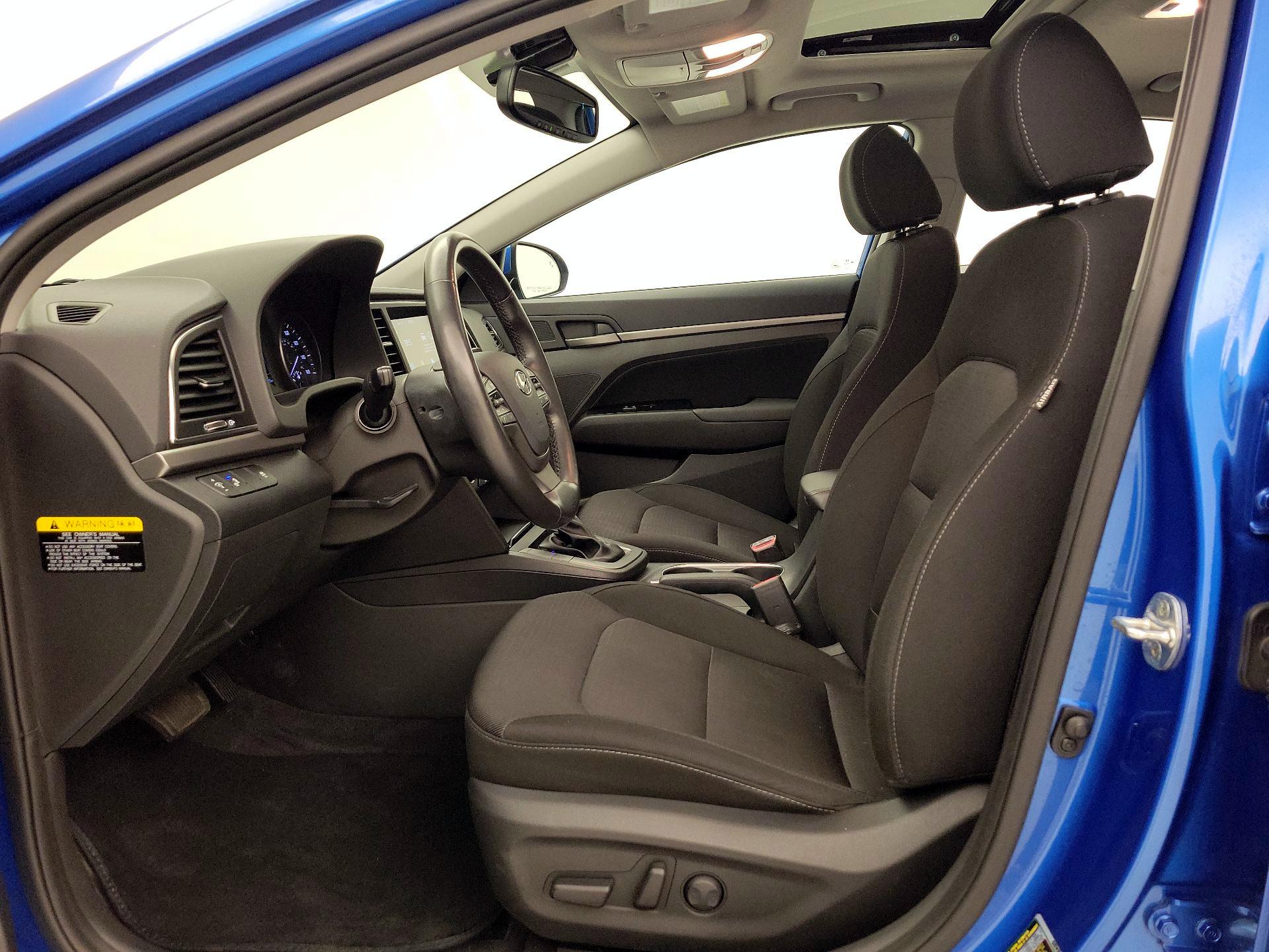 Thumbnail: 2017 Hyundai Elantra - 11