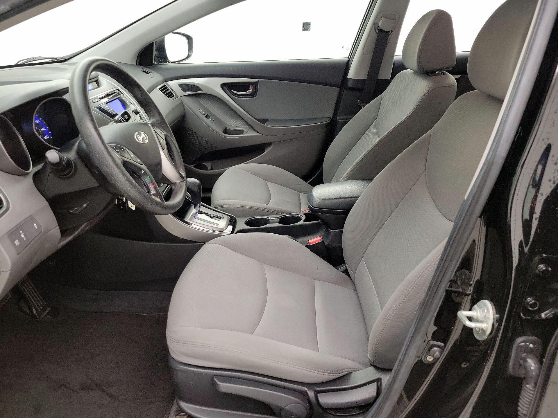 Thumbnail: 2013 Hyundai Elantra - 11