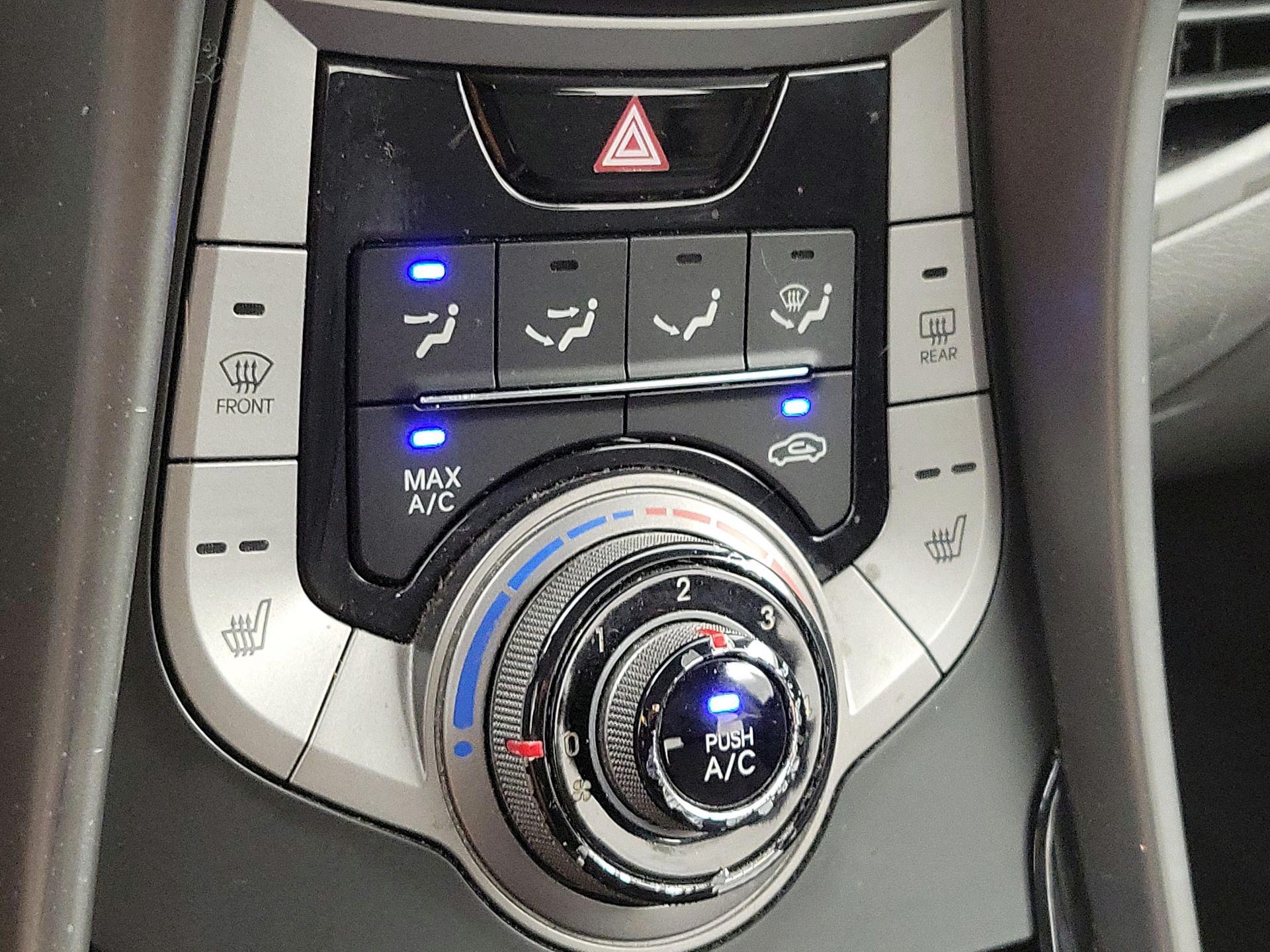 Thumbnail: 2013 Hyundai Elantra - 15
