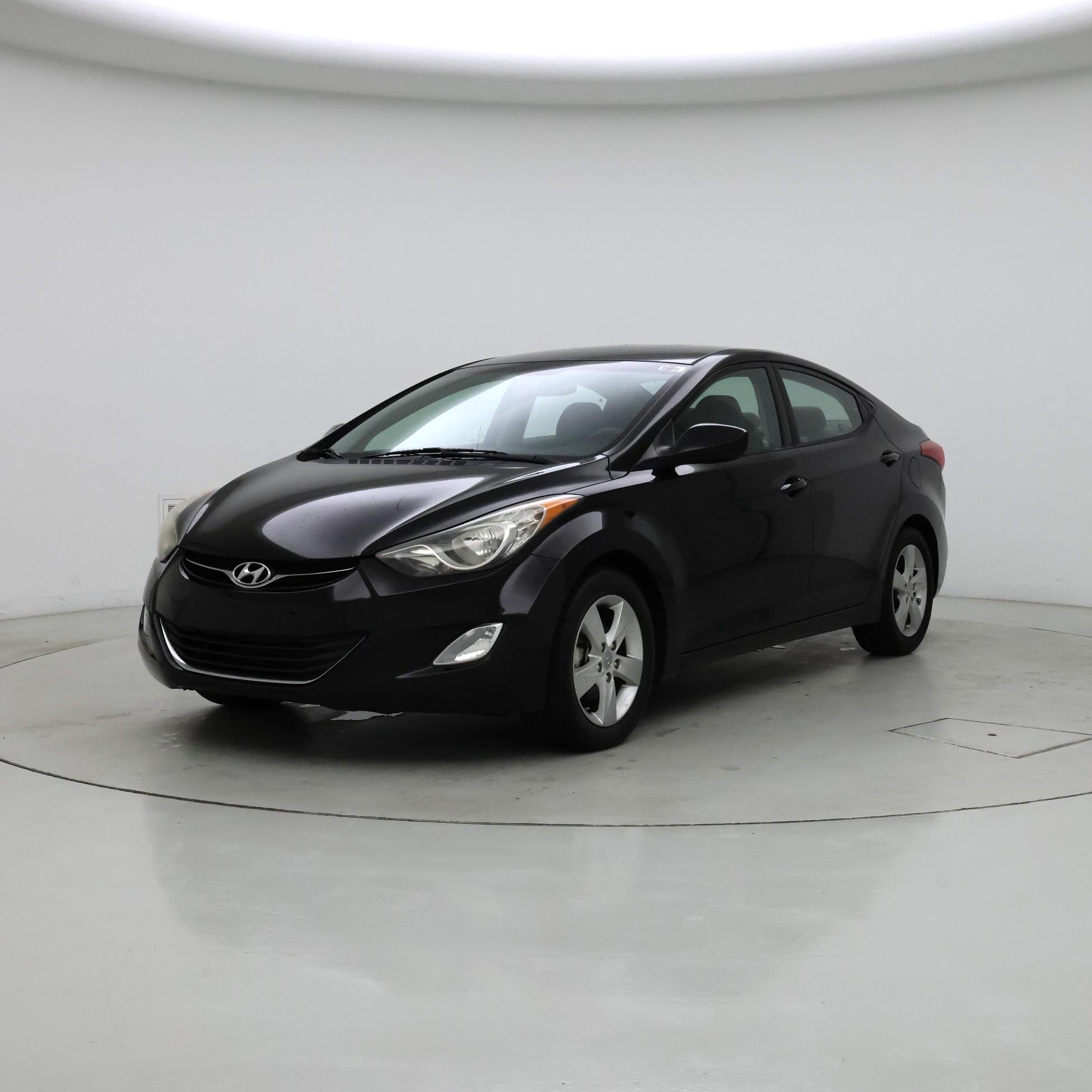 Thumbnail: 2013 Hyundai Elantra - 4