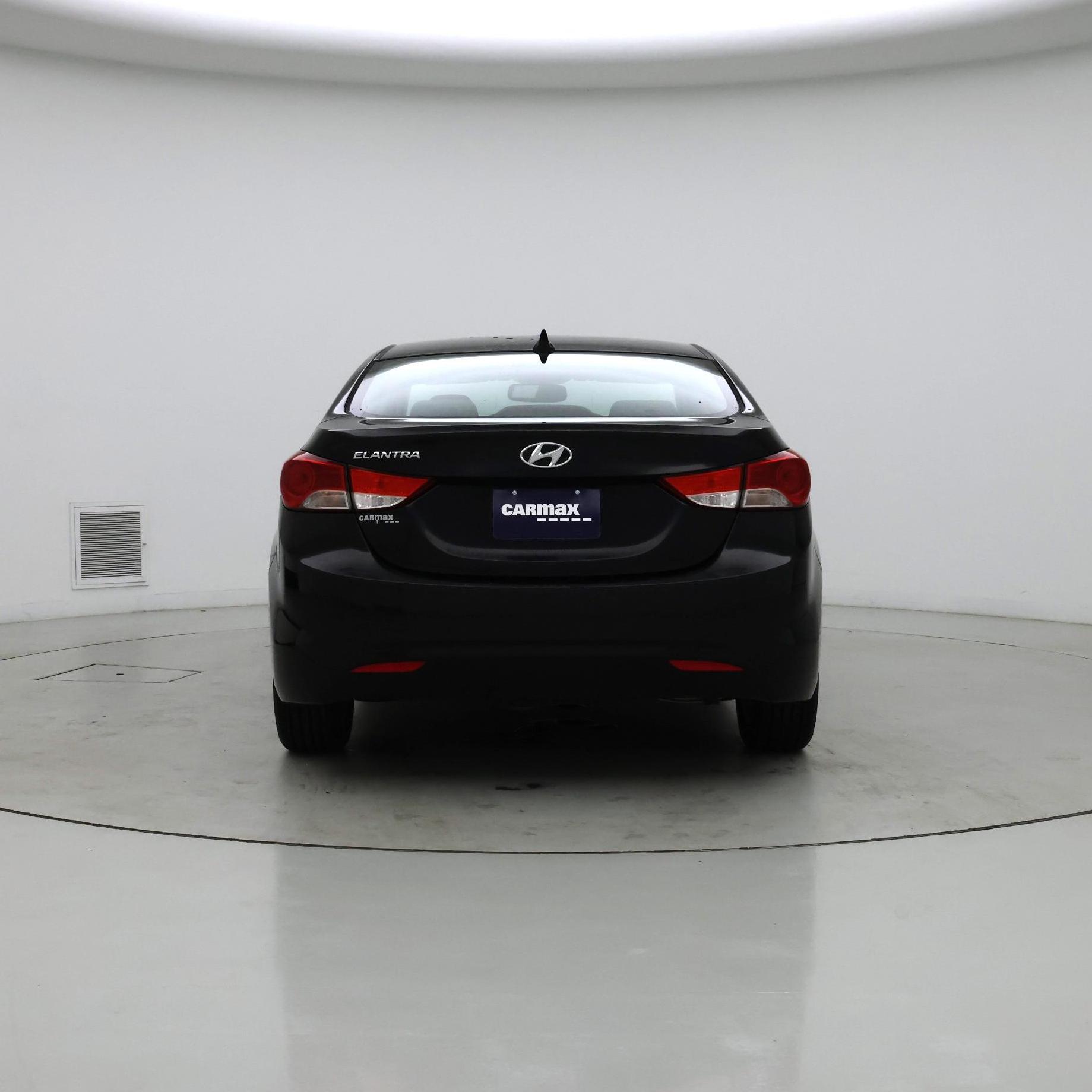 Thumbnail: 2013 Hyundai Elantra - 6