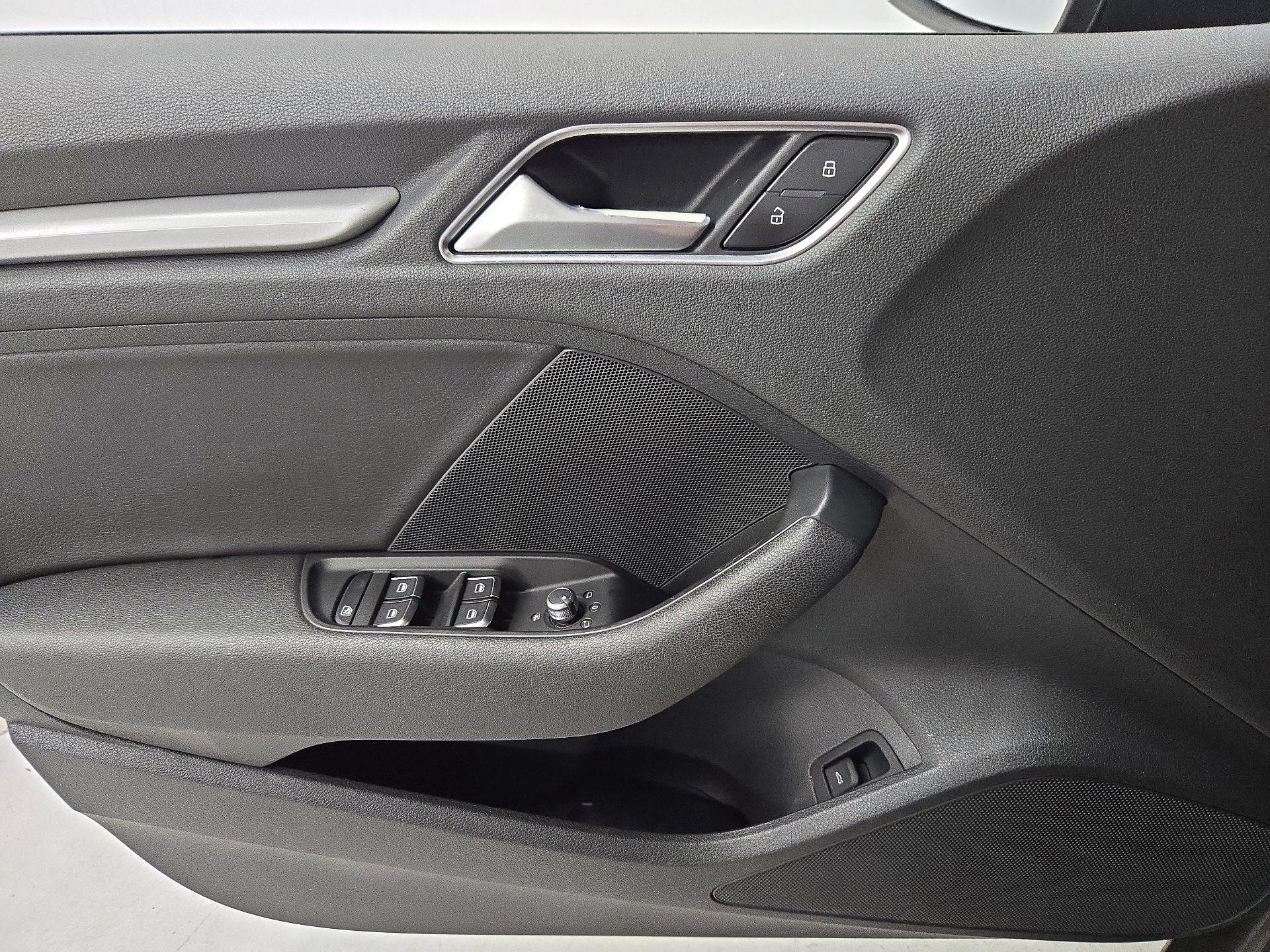Thumbnail: 2016 Audi A3 - 12