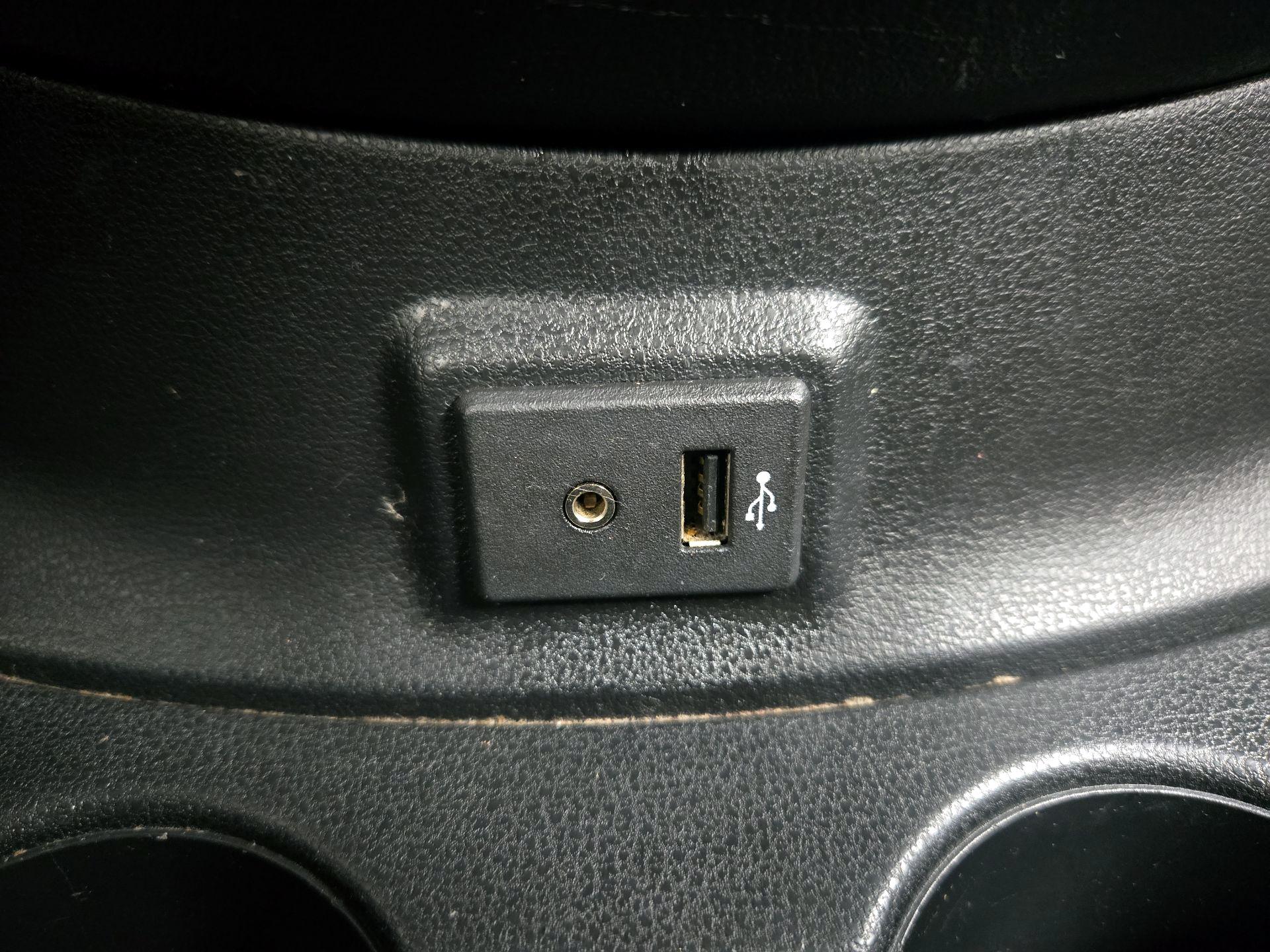 Thumbnail: 2017 Nissan Versa - 19