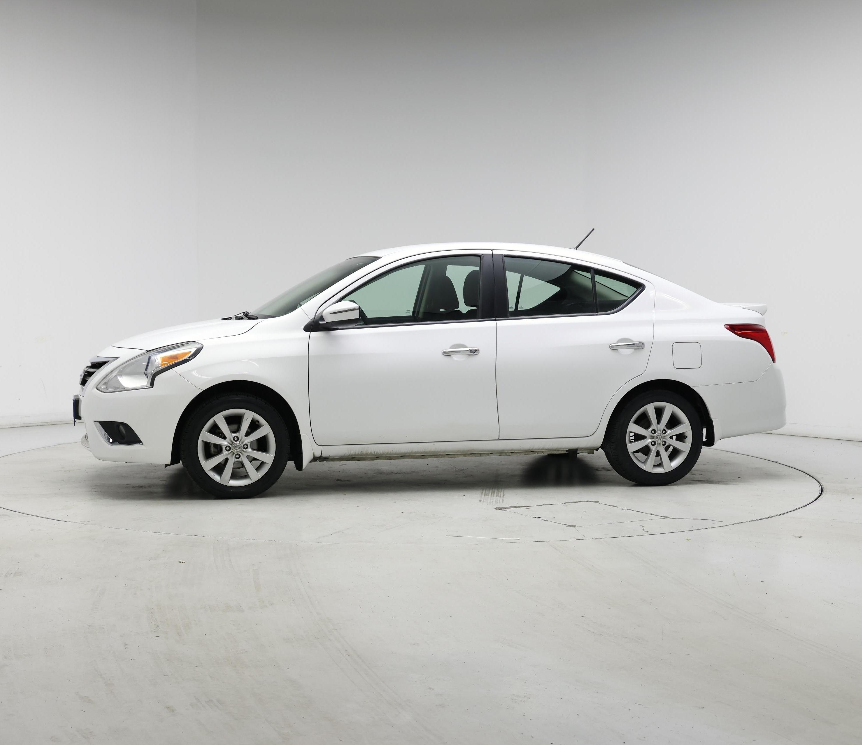 Thumbnail: 2017 Nissan Versa - 3