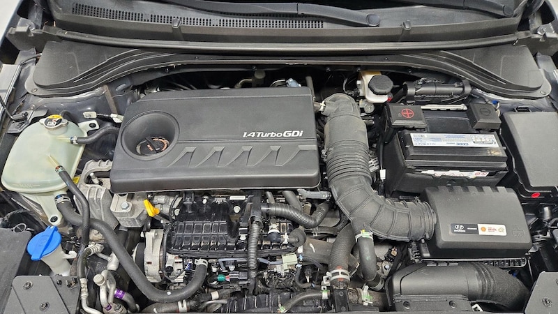 2020 Hyundai Elantra Eco 22