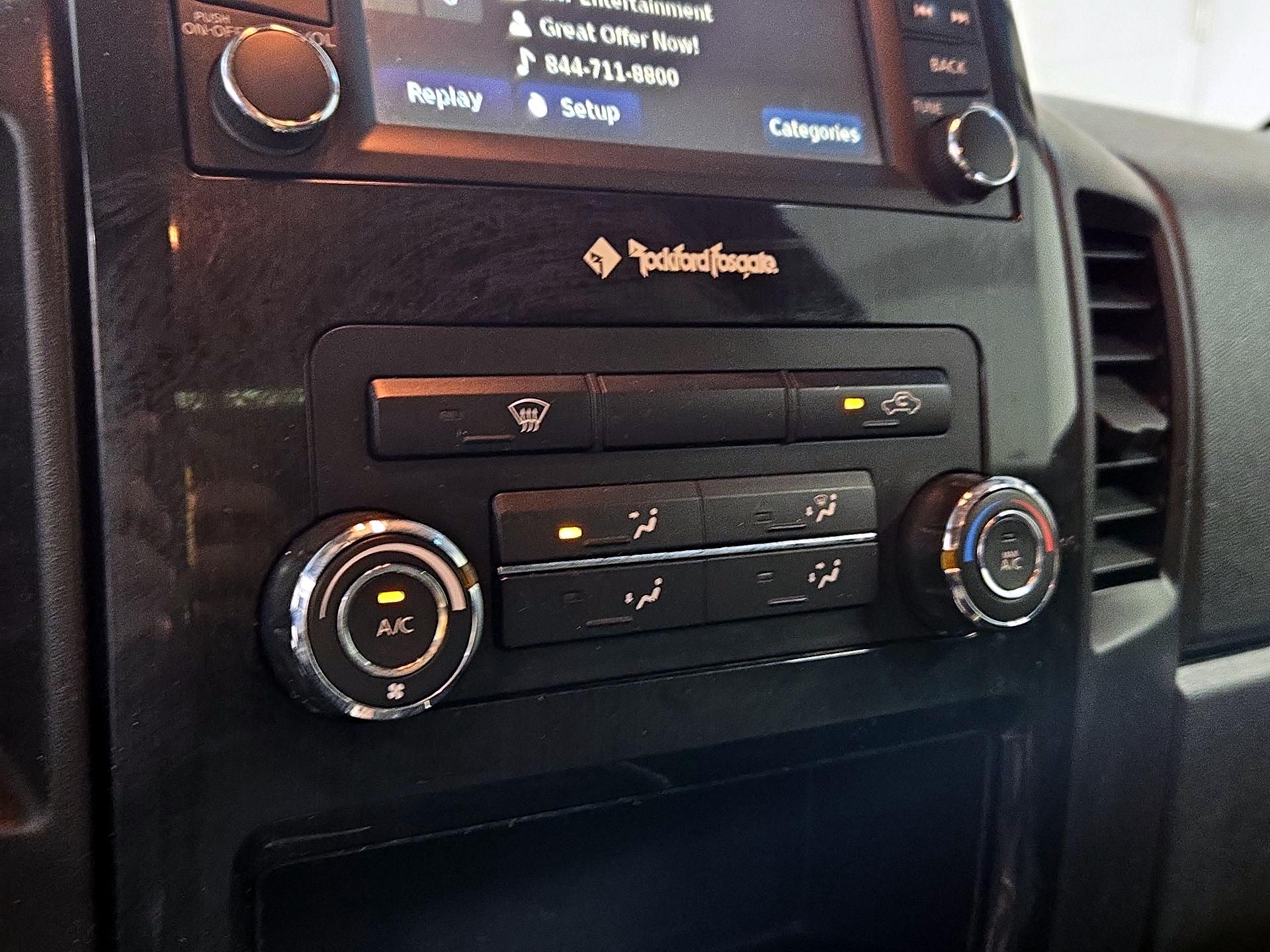 Thumbnail: 2015 Nissan Titan - 17