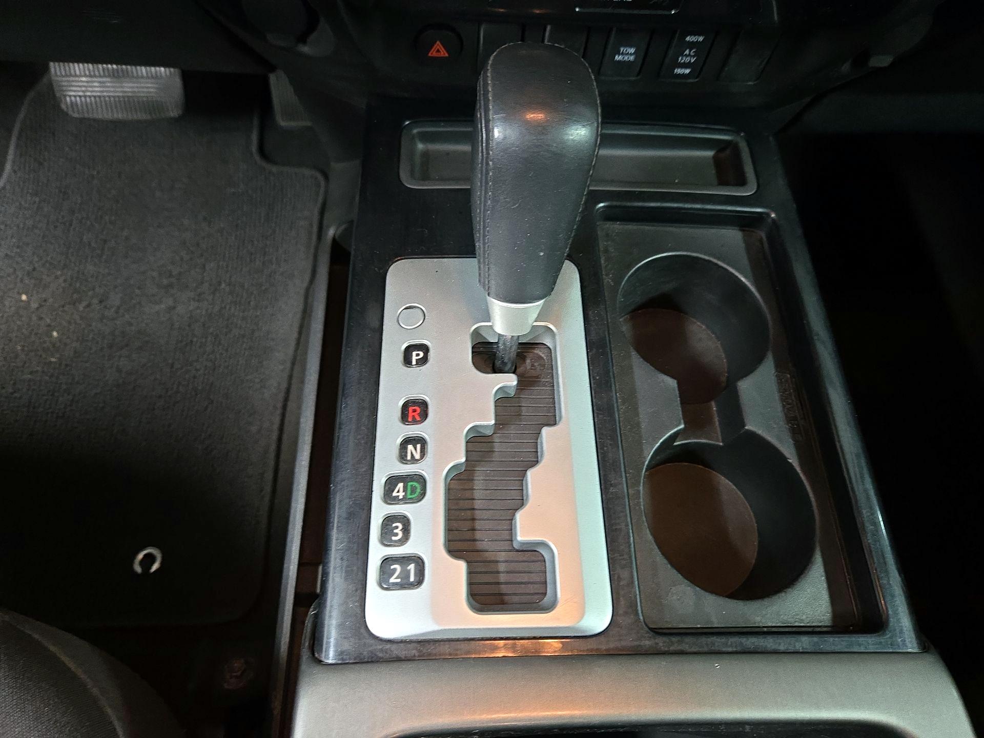 Thumbnail: 2015 Nissan Titan - 18