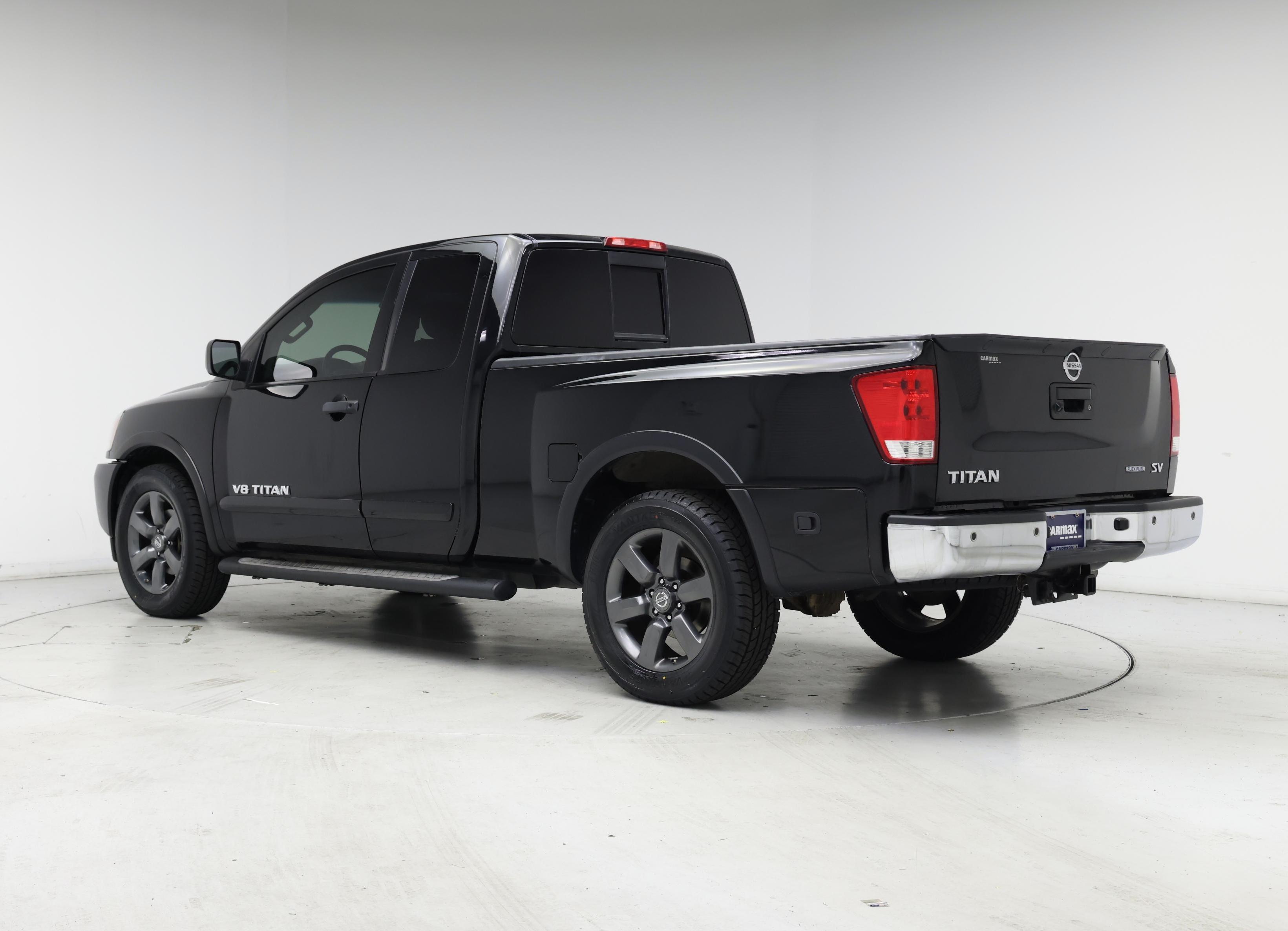 Thumbnail: 2015 Nissan Titan - 2