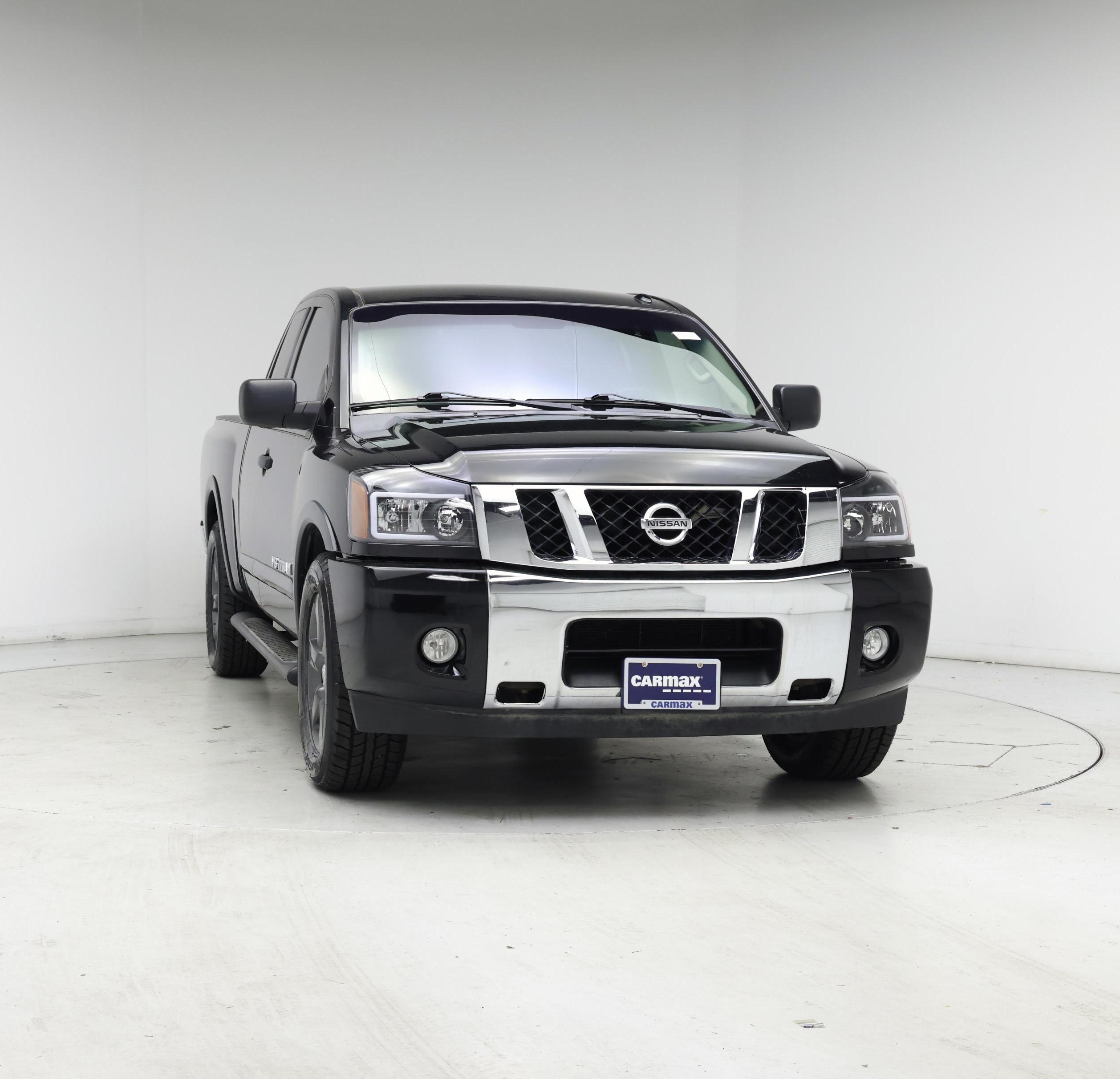 Thumbnail: 2015 Nissan Titan - 5