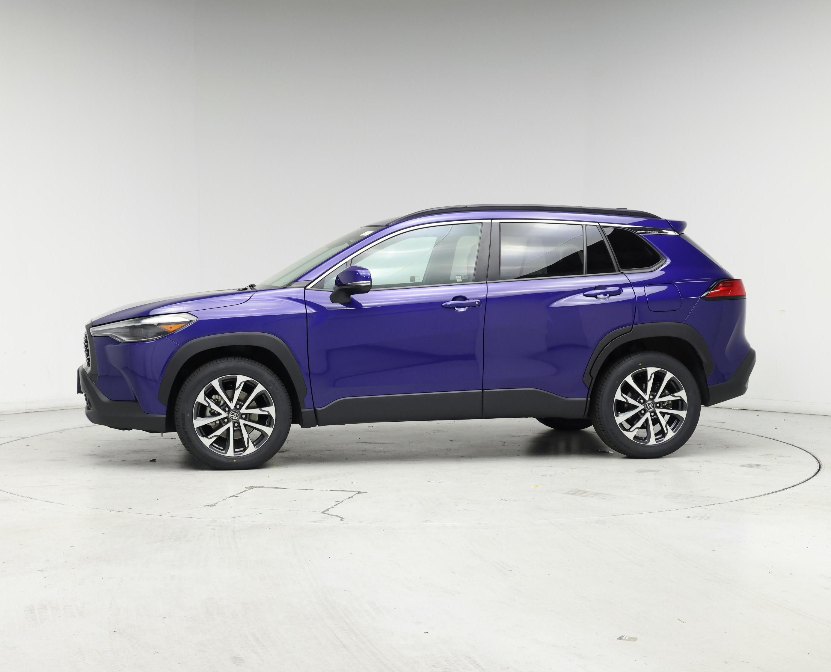 Thumbnail: 2022 Toyota Corolla Cross - 3