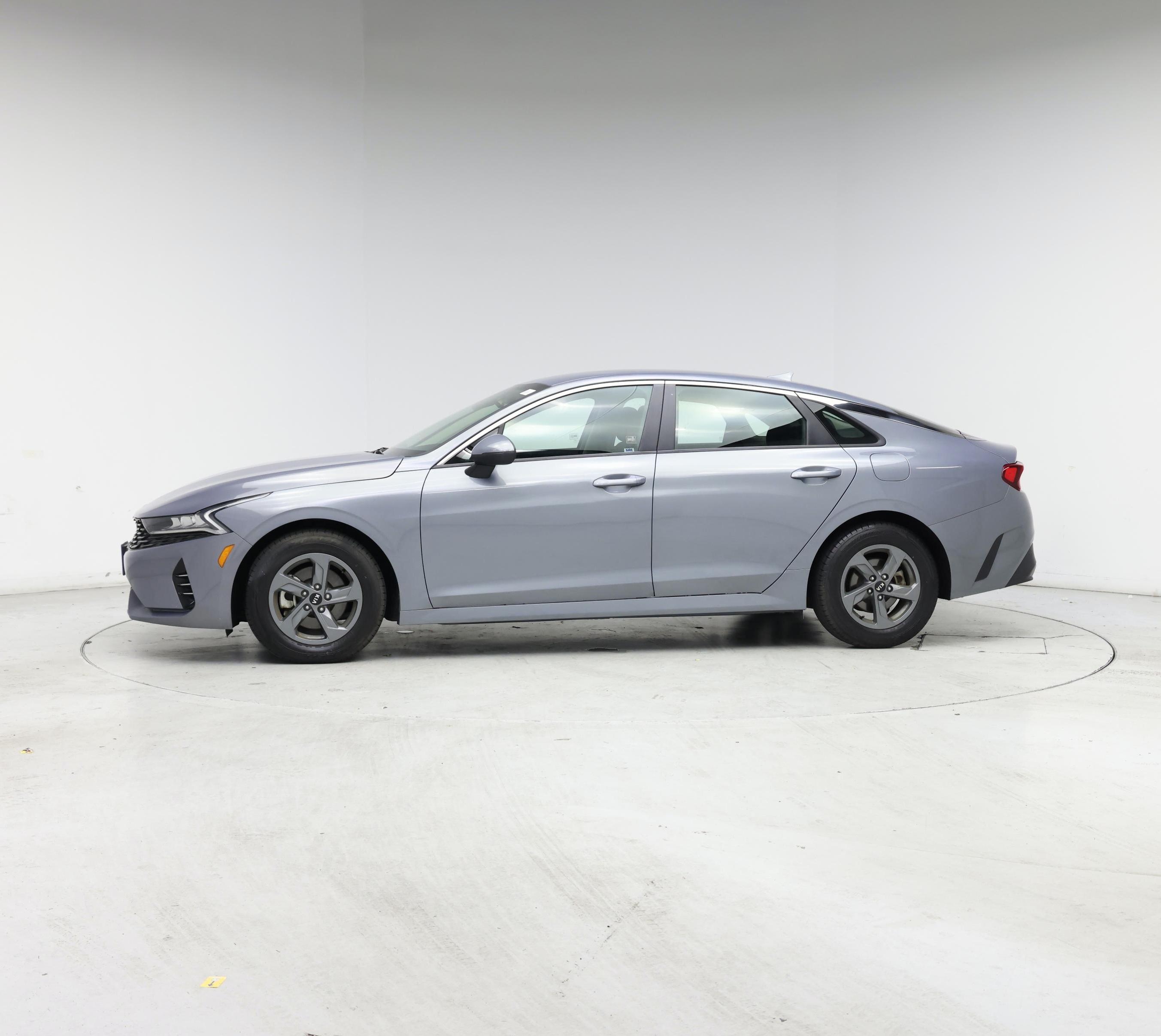 Thumbnail: 2021 Kia K5 - 3