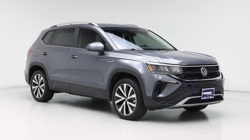 2023 Volkswagen Taos SE Hero Image