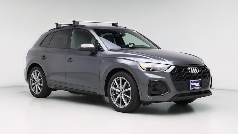 2022 Audi Q5 e Premium Plus Hero Image