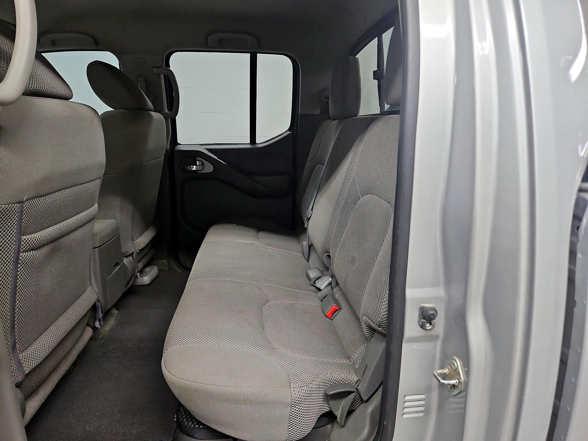 Thumbnail: 2016 Nissan Frontier - 18