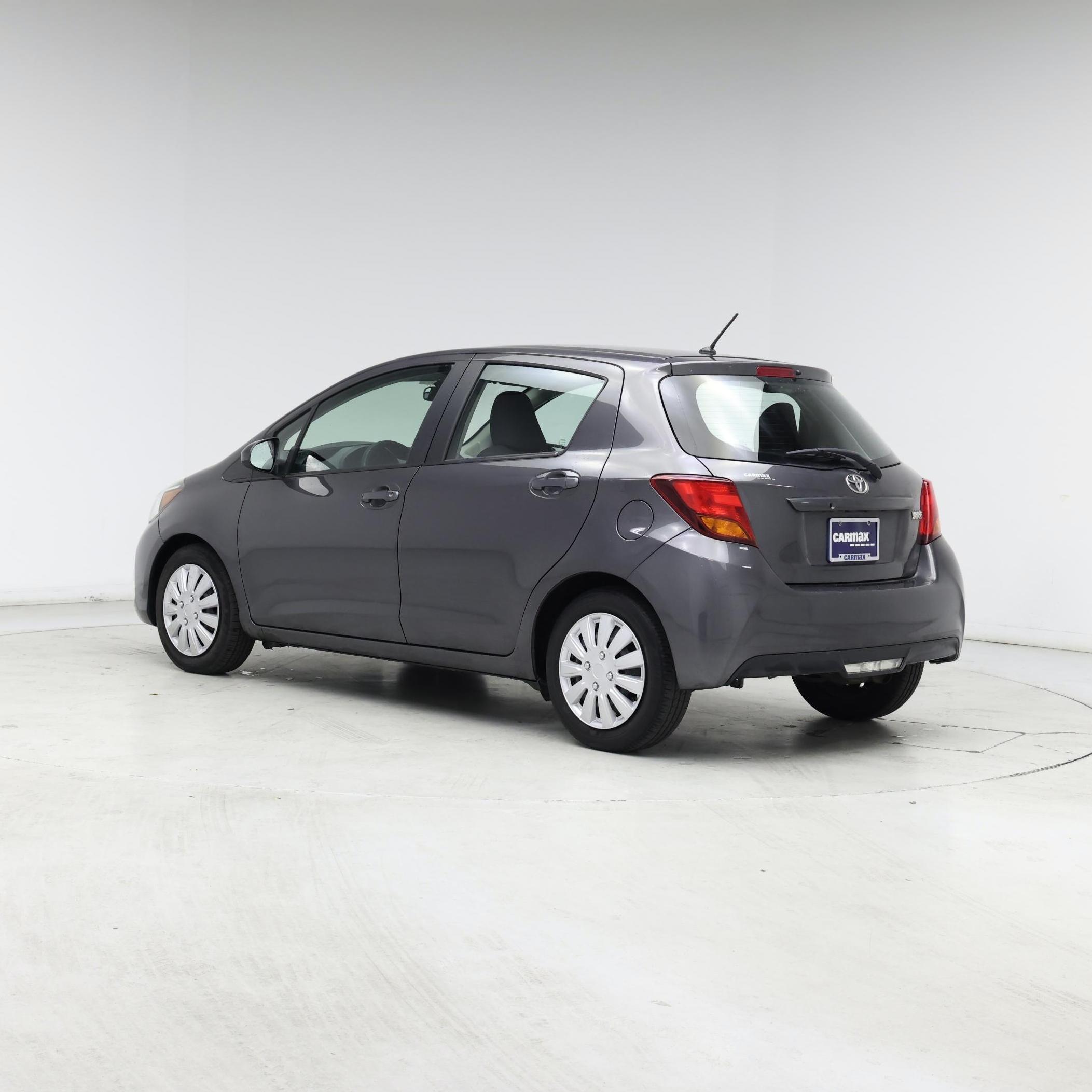 Thumbnail: 2015 Toyota Yaris - 2