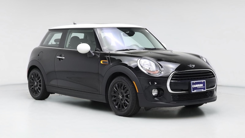 2017 MINI Cooper Hardtop  Hero Image