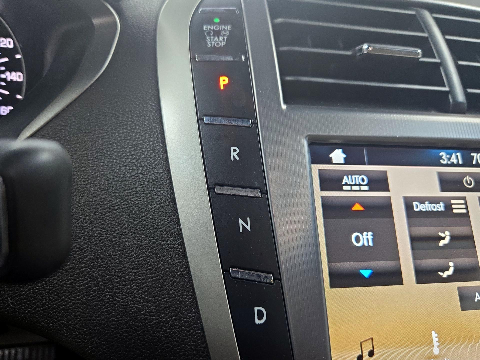 Thumbnail: 2017 Lincoln MKZ - 17