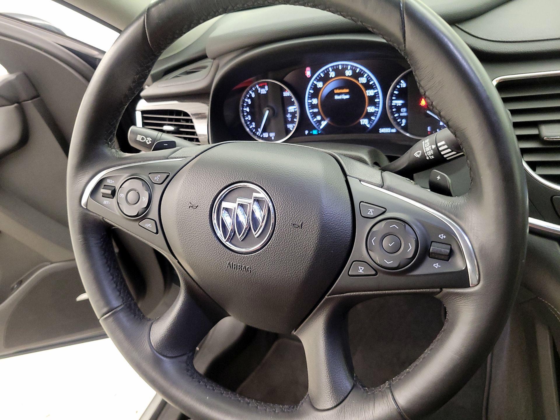 Thumbnail: 2018 Buick LaCrosse - 10