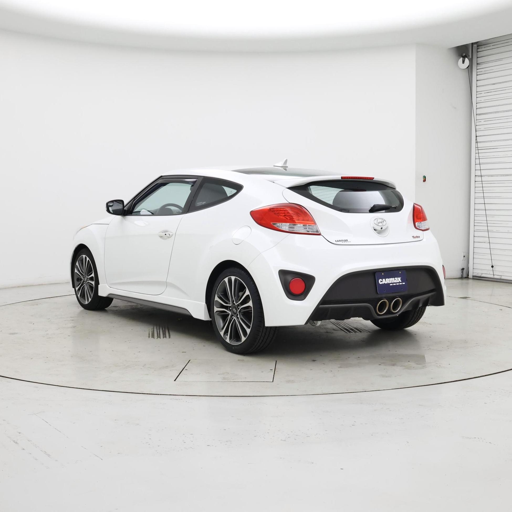 Thumbnail: 2017 Hyundai Veloster - 2