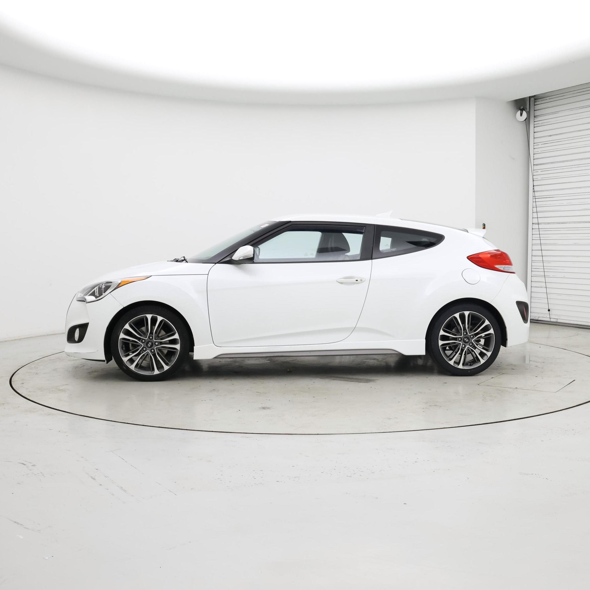 Thumbnail: 2017 Hyundai Veloster - 3