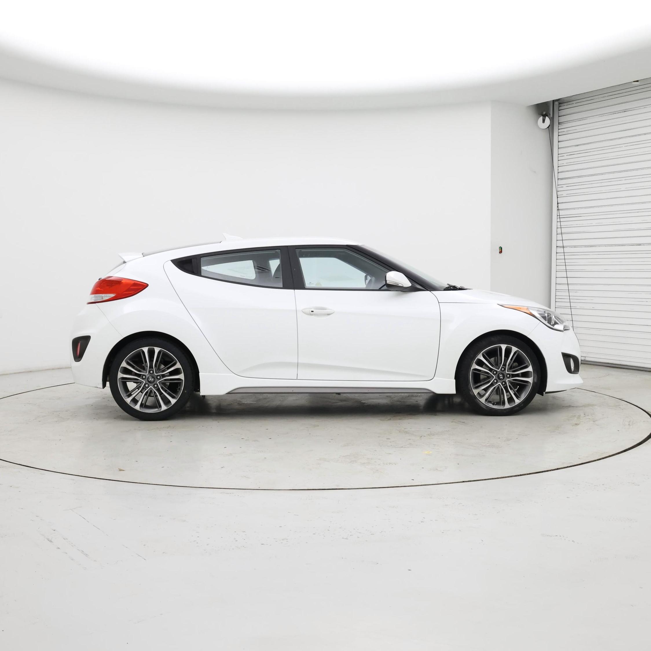 Thumbnail: 2017 Hyundai Veloster - 7