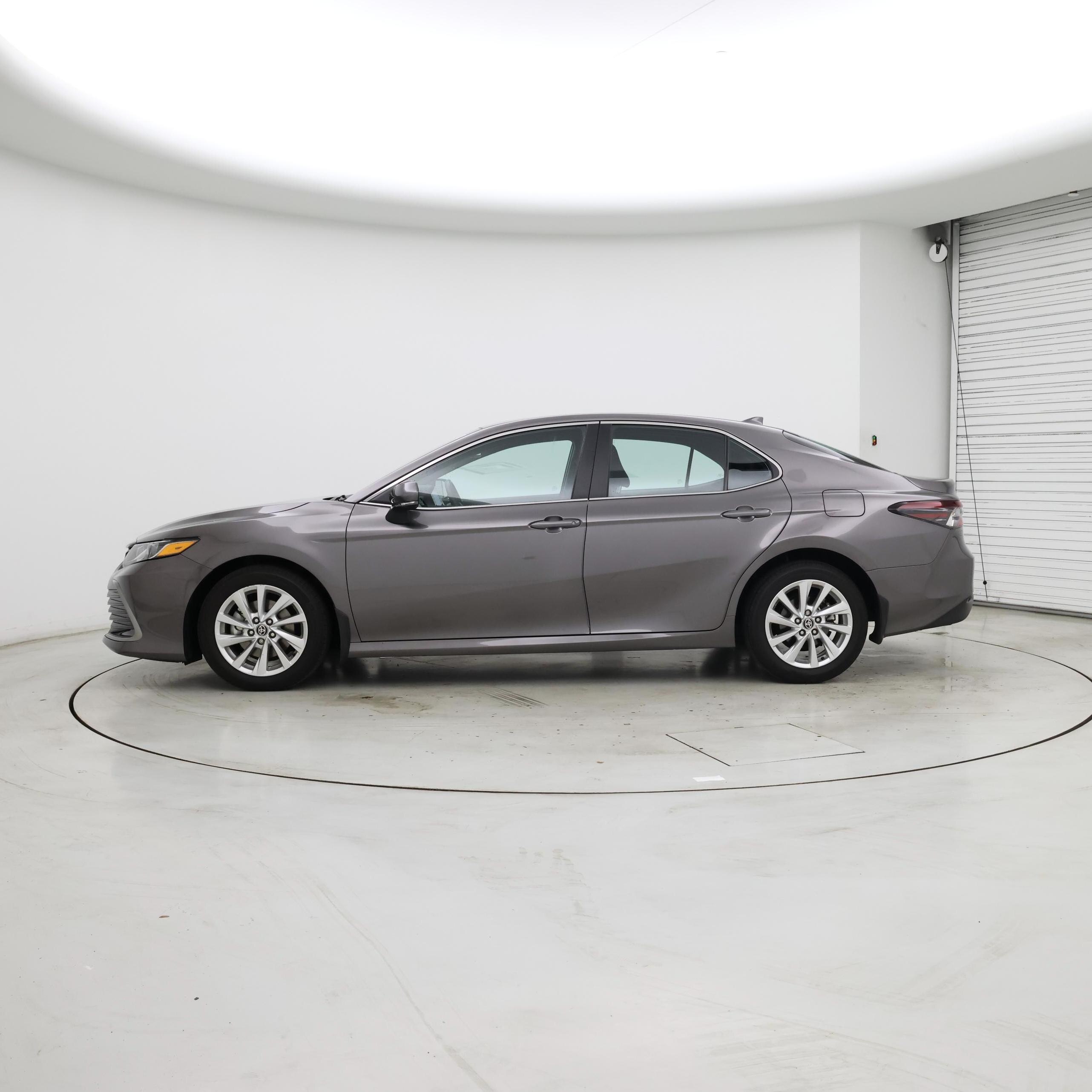 Thumbnail: 2023 Toyota Camry - 3