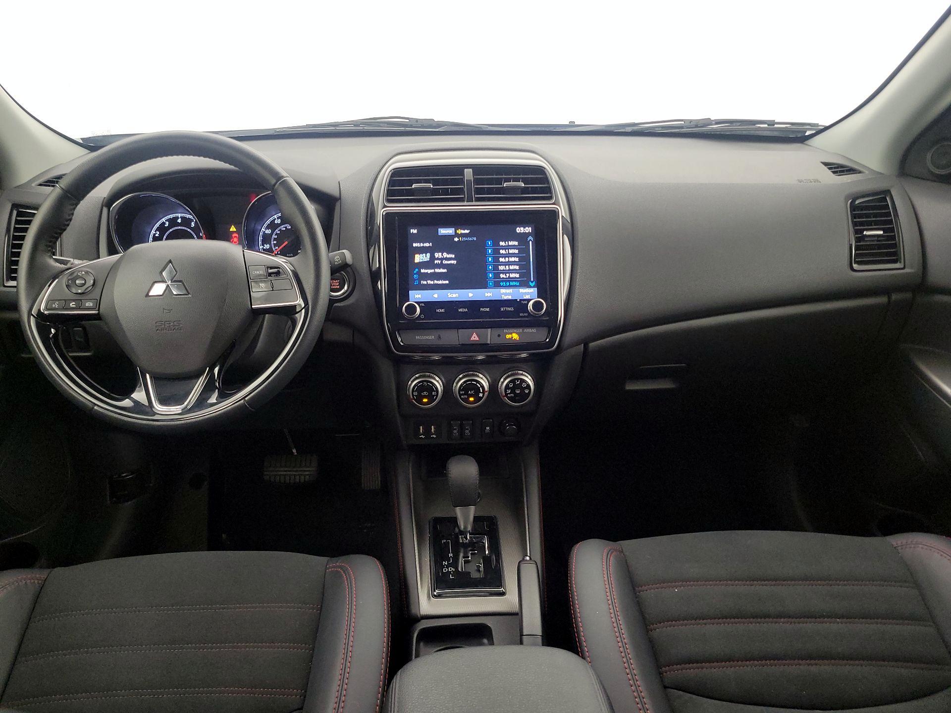 Thumbnail: 2023 Mitsubishi Outlander Sport - 9