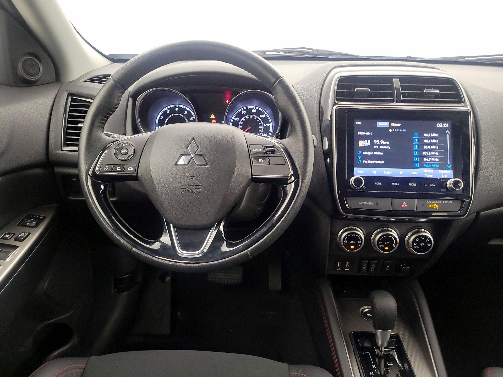 Thumbnail: 2023 Mitsubishi Outlander Sport - 10