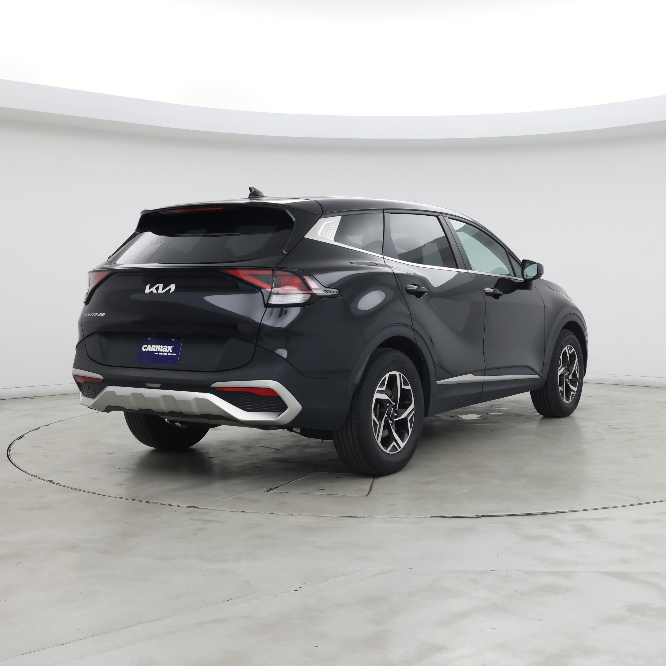 Thumbnail: 2023 Kia Sportage - 8