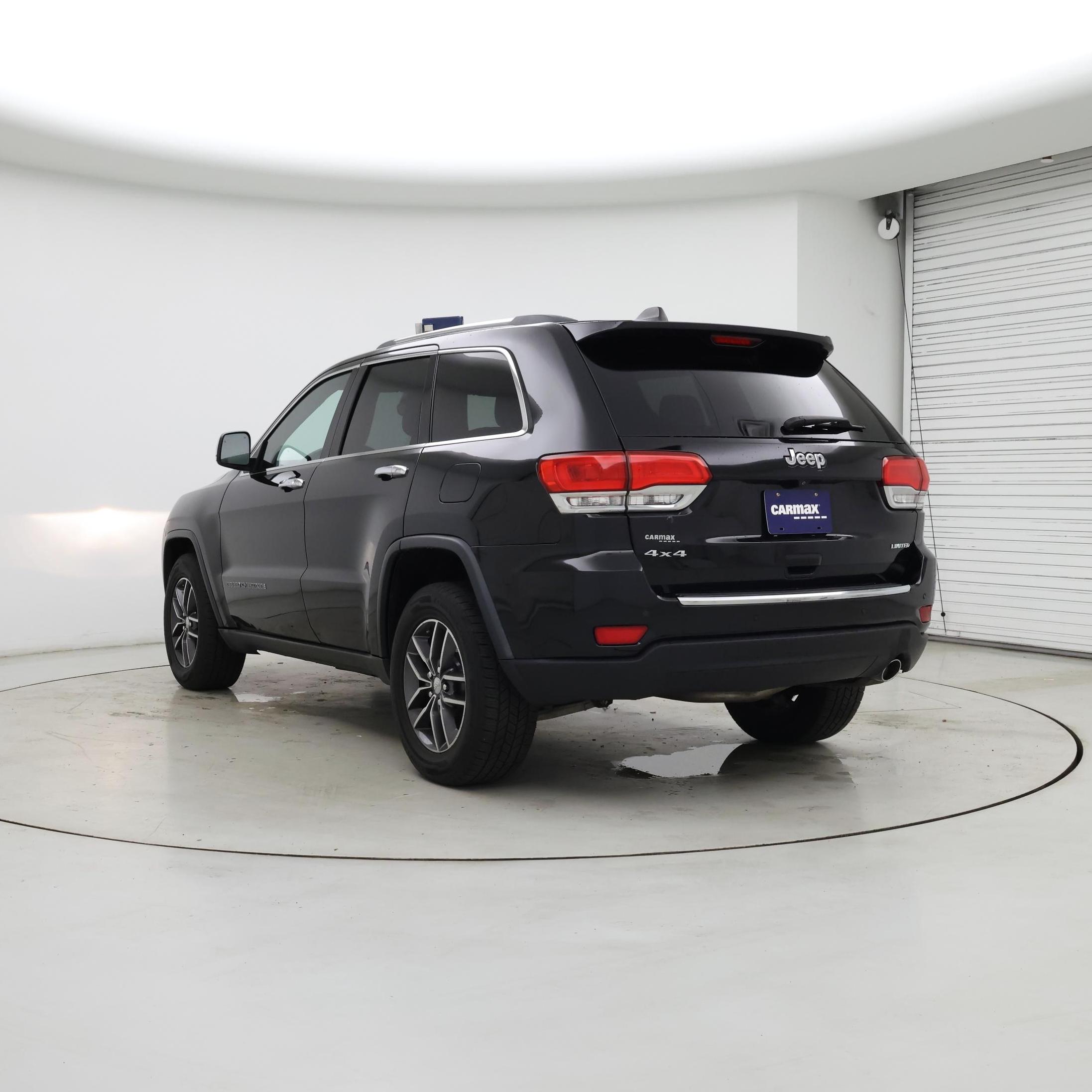 Thumbnail: 2018 Jeep Grand Cherokee - 2