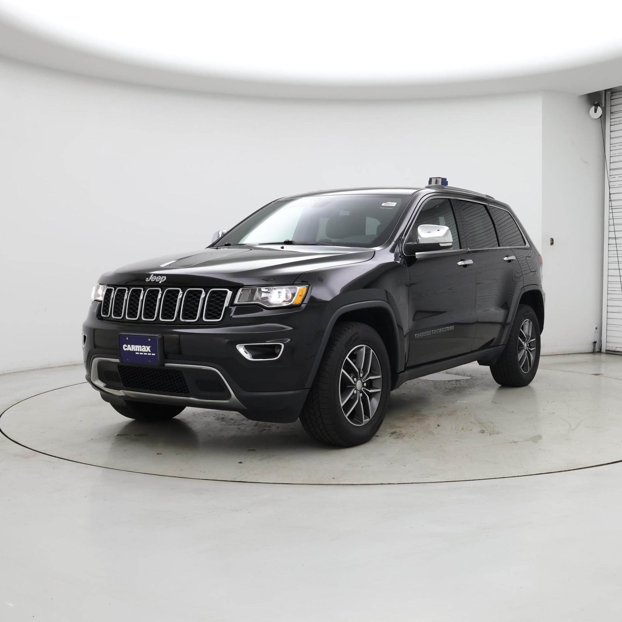 Thumbnail: 2018 Jeep Grand Cherokee - 4