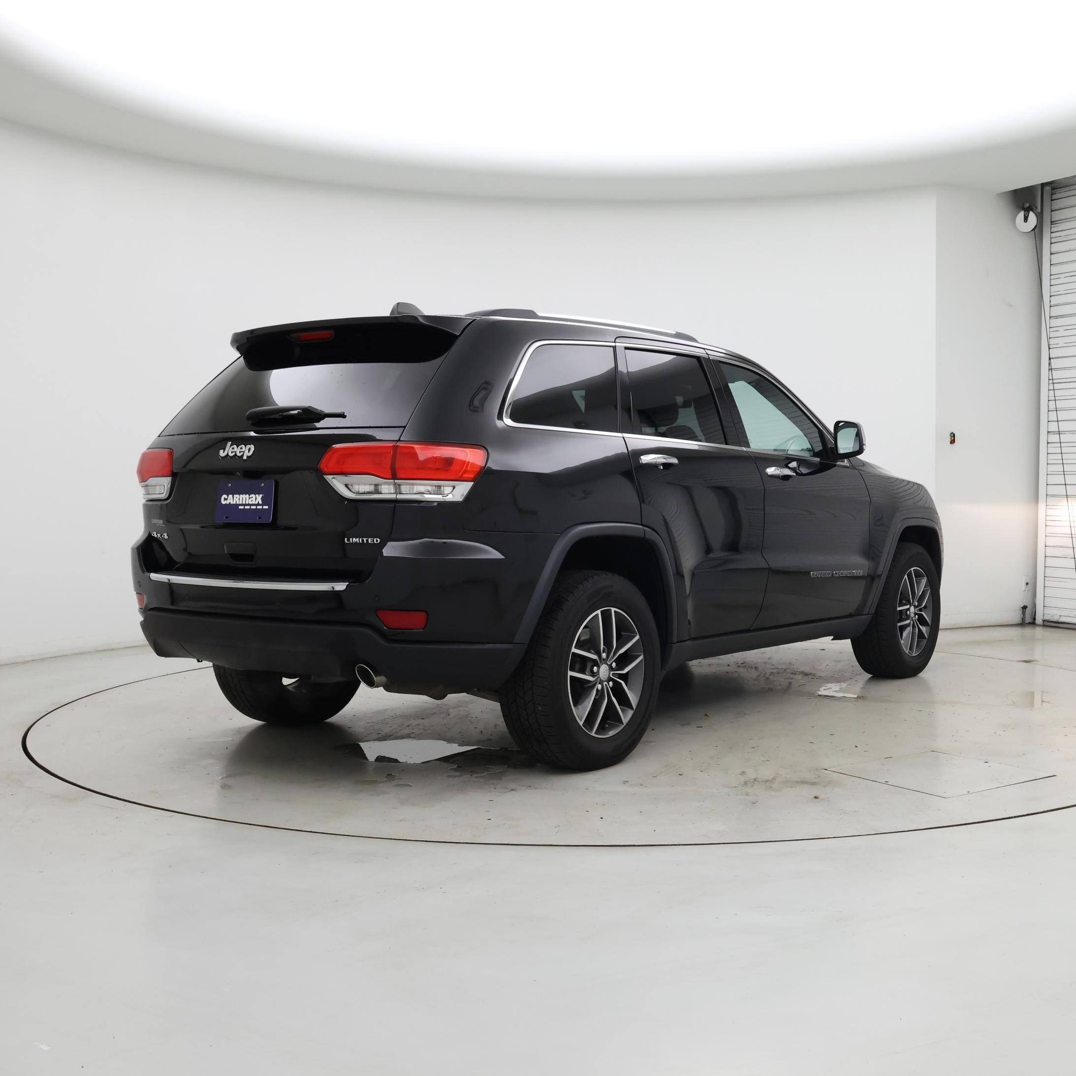 Thumbnail: 2018 Jeep Grand Cherokee - 8