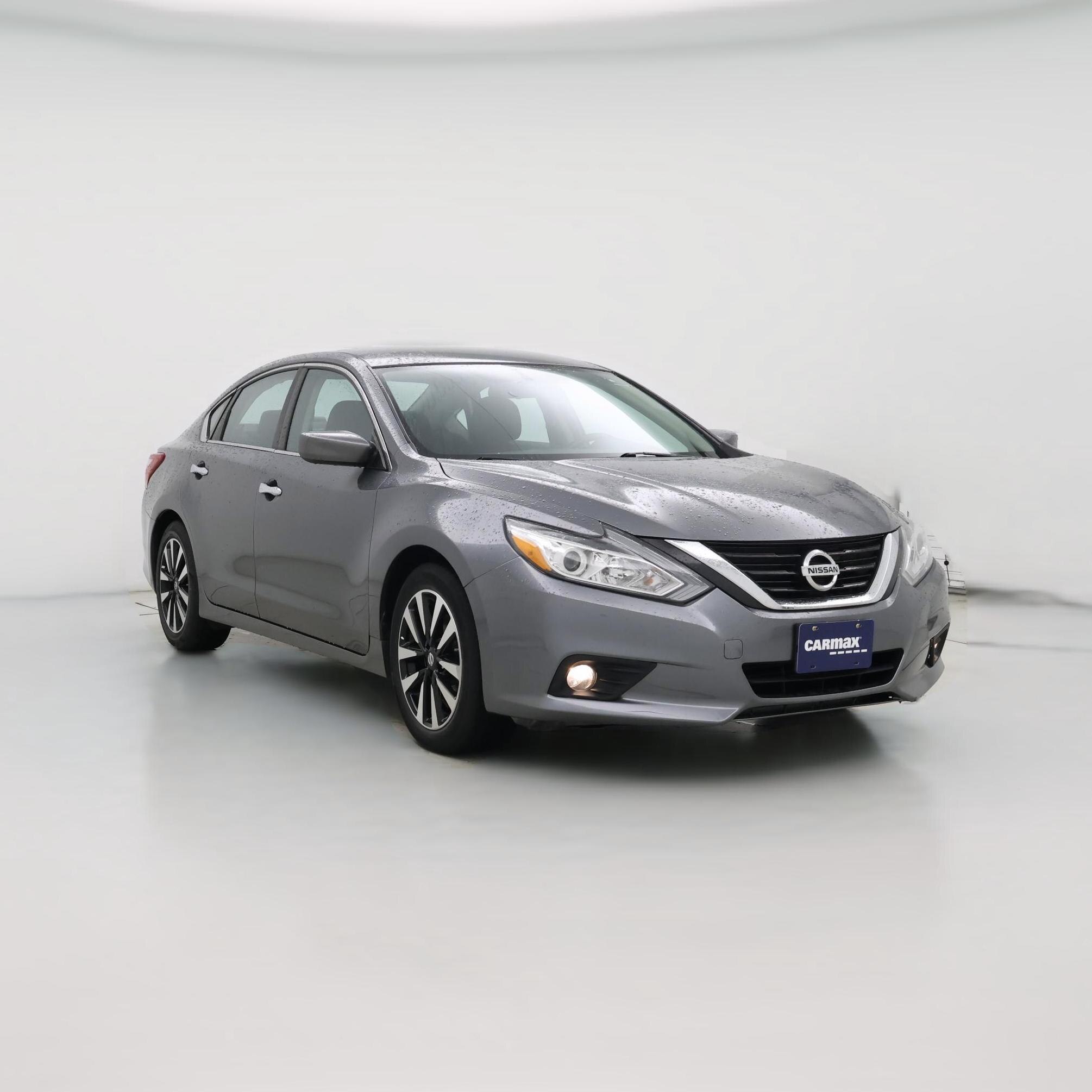 Thumbnail: 2018 Nissan Altima - 1