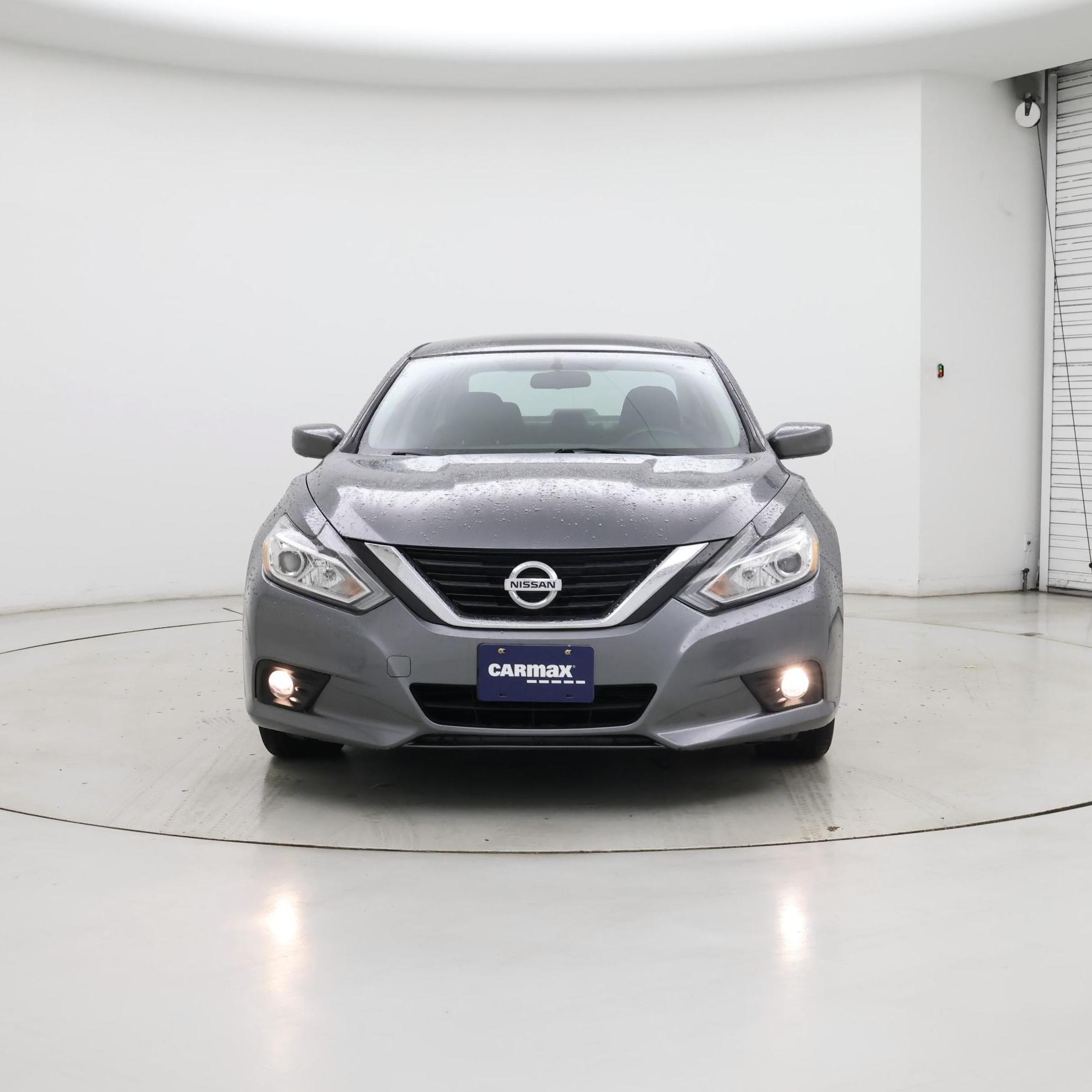 Thumbnail: 2018 Nissan Altima - 5