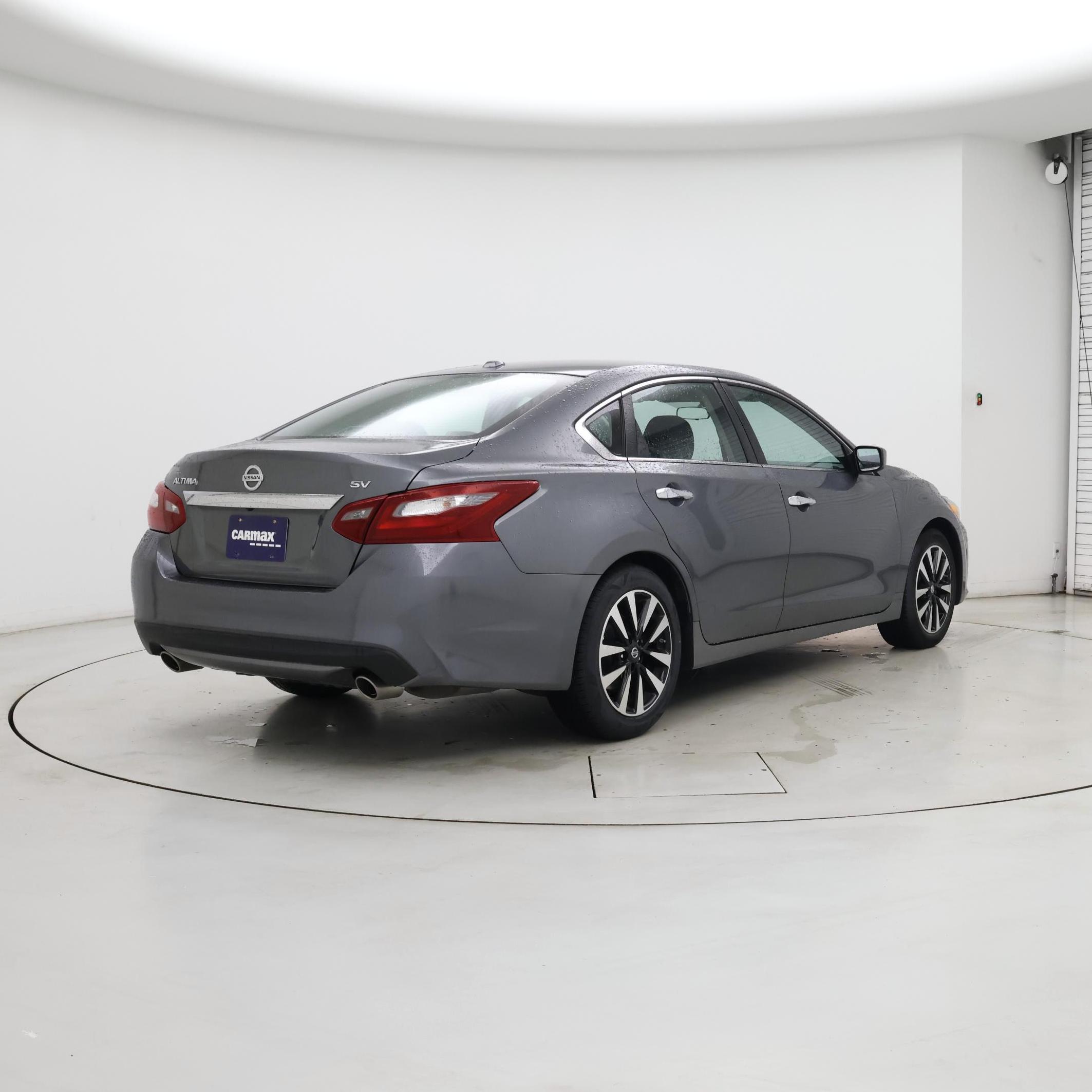 Thumbnail: 2018 Nissan Altima - 8