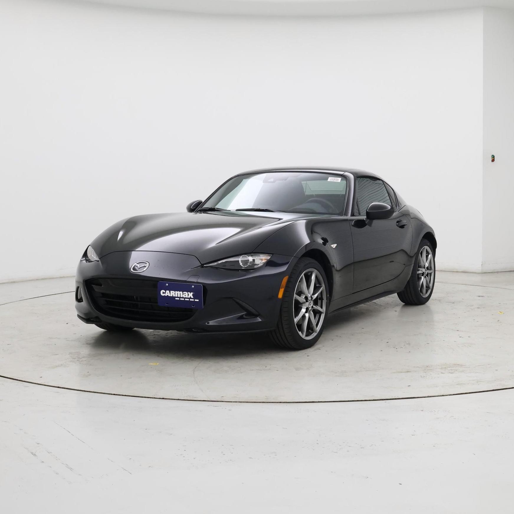Thumbnail: 2022 Mazda MX-5 Miata - 4