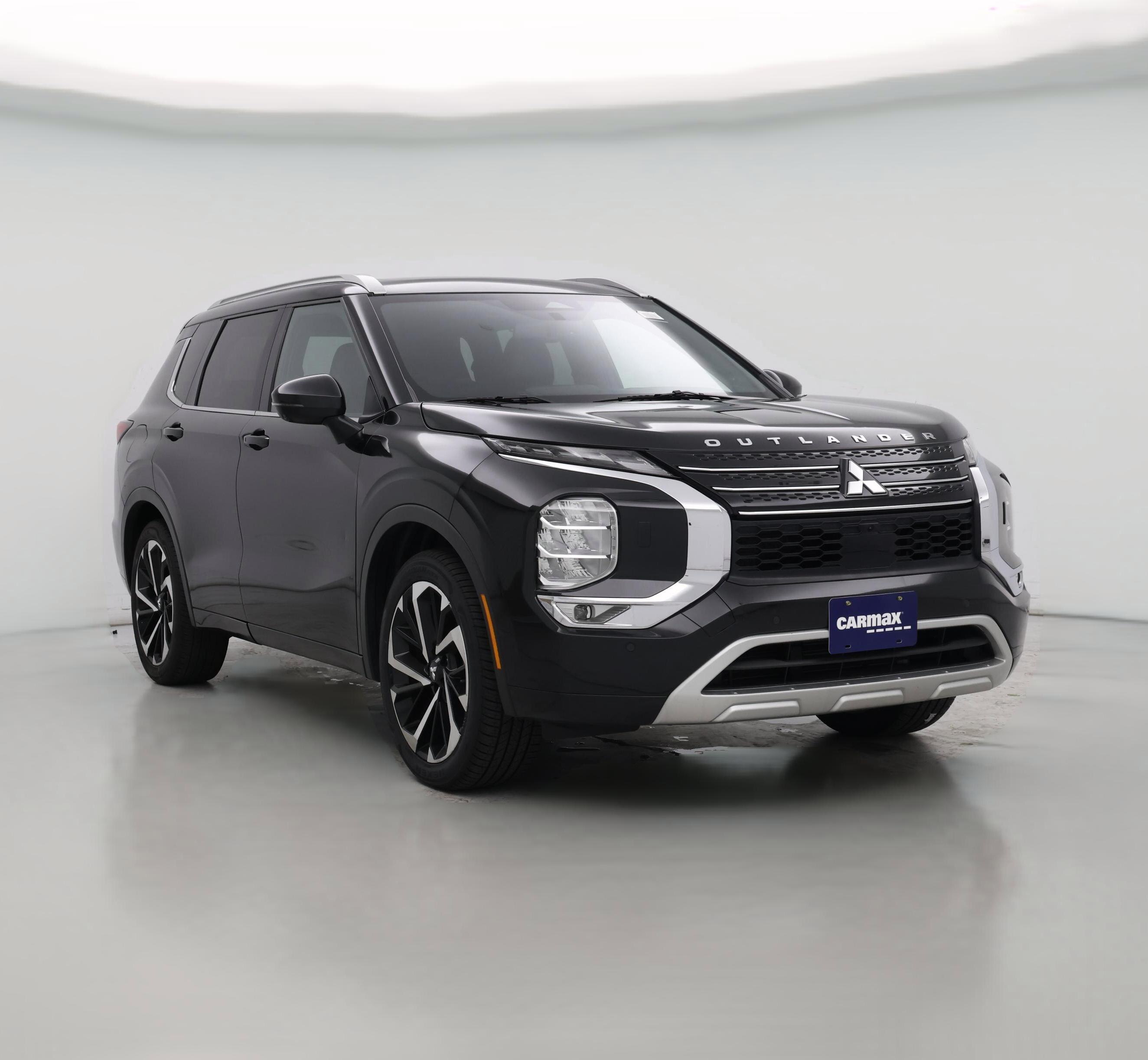 Thumbnail: 2022 Mitsubishi Outlander - 1