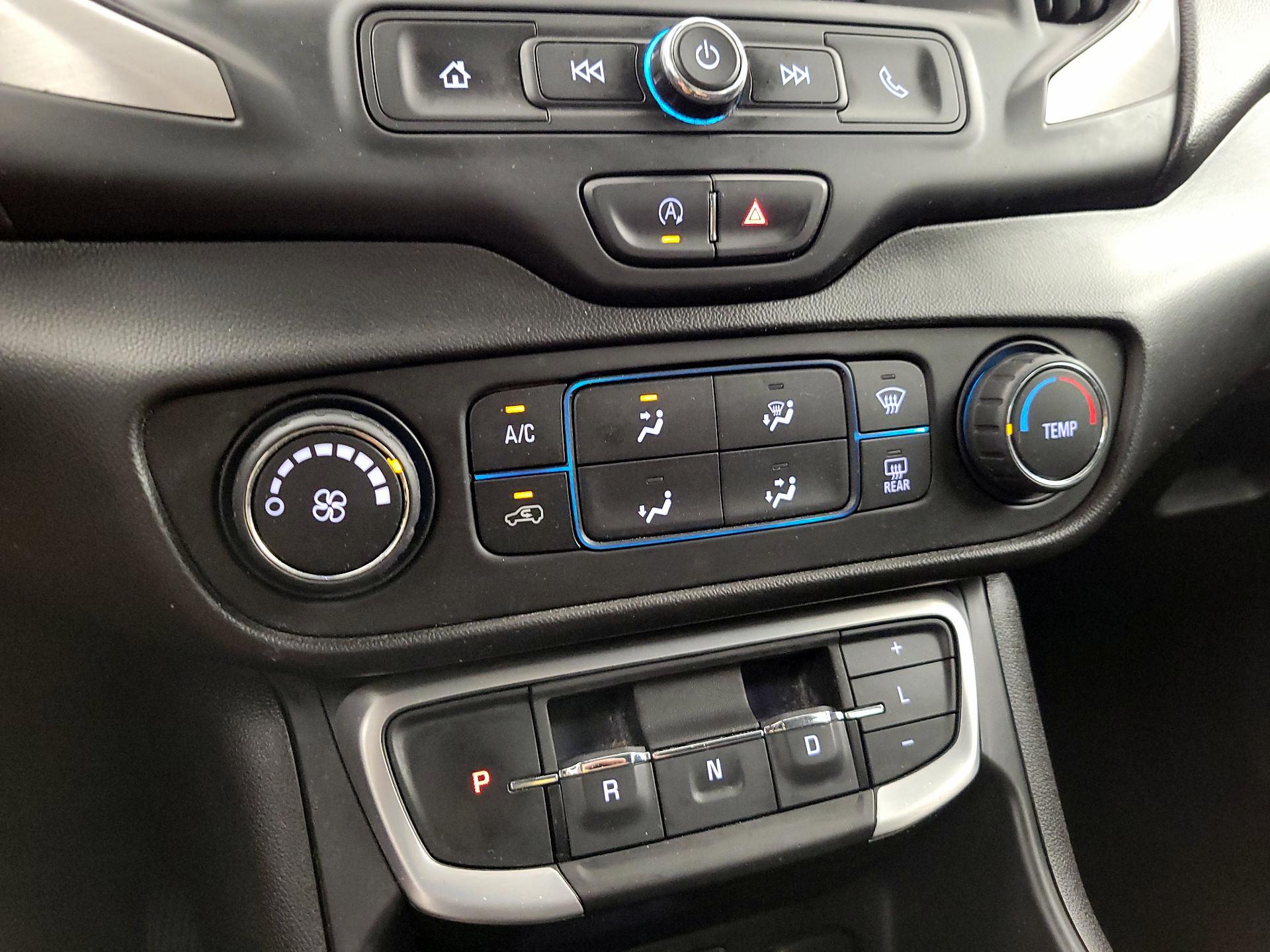 Thumbnail: 2022 GMC Terrain - 16