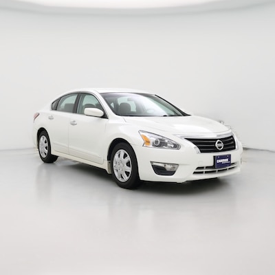 White 2014 Nissan Altima S