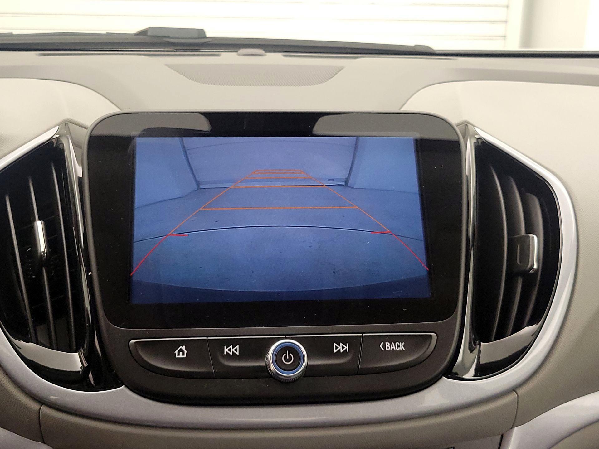 Thumbnail: 2017 Chevrolet Volt - 14