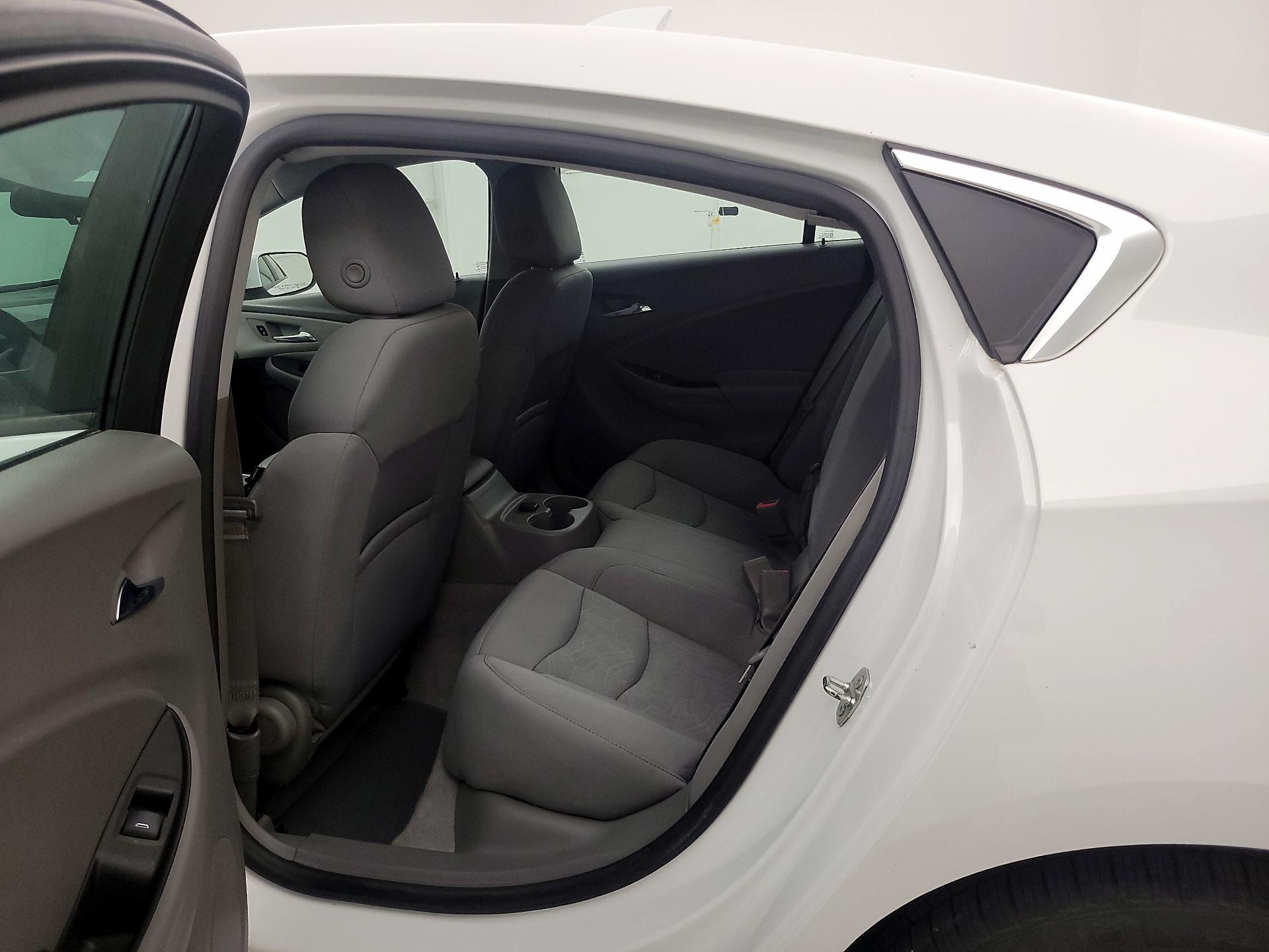 Thumbnail: 2017 Chevrolet Volt - 19