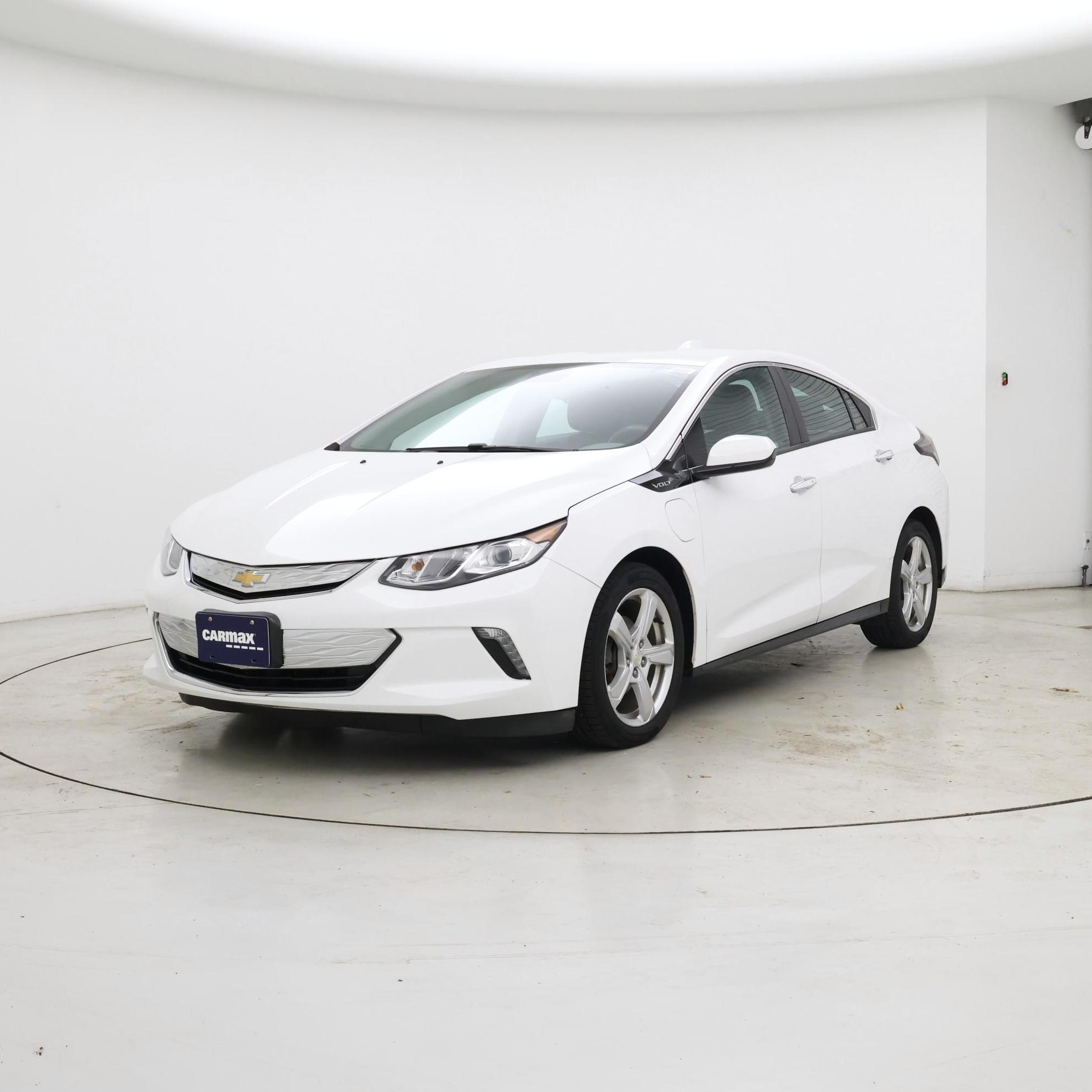 Thumbnail: 2017 Chevrolet Volt - 4