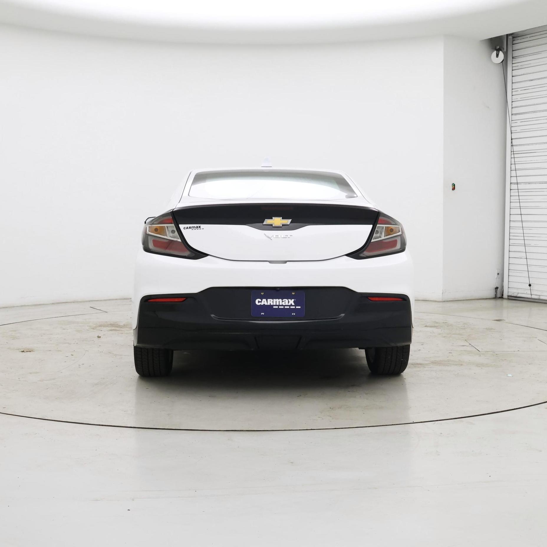 Thumbnail: 2017 Chevrolet Volt - 6