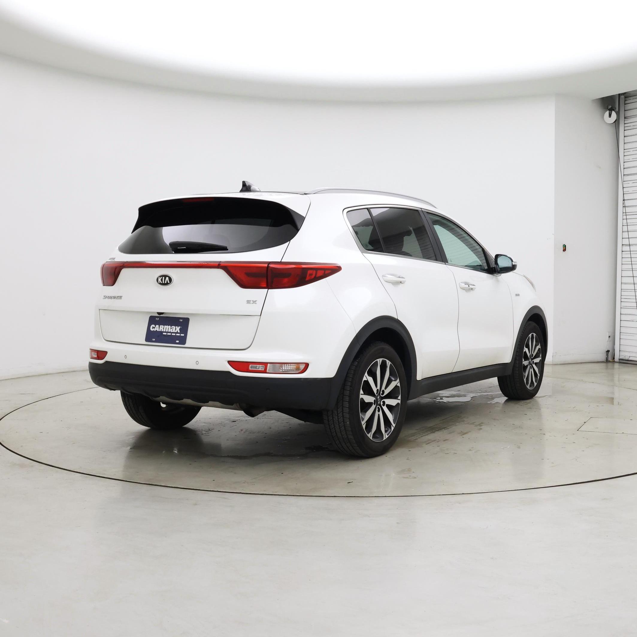Thumbnail: 2017 Kia Sportage - 8